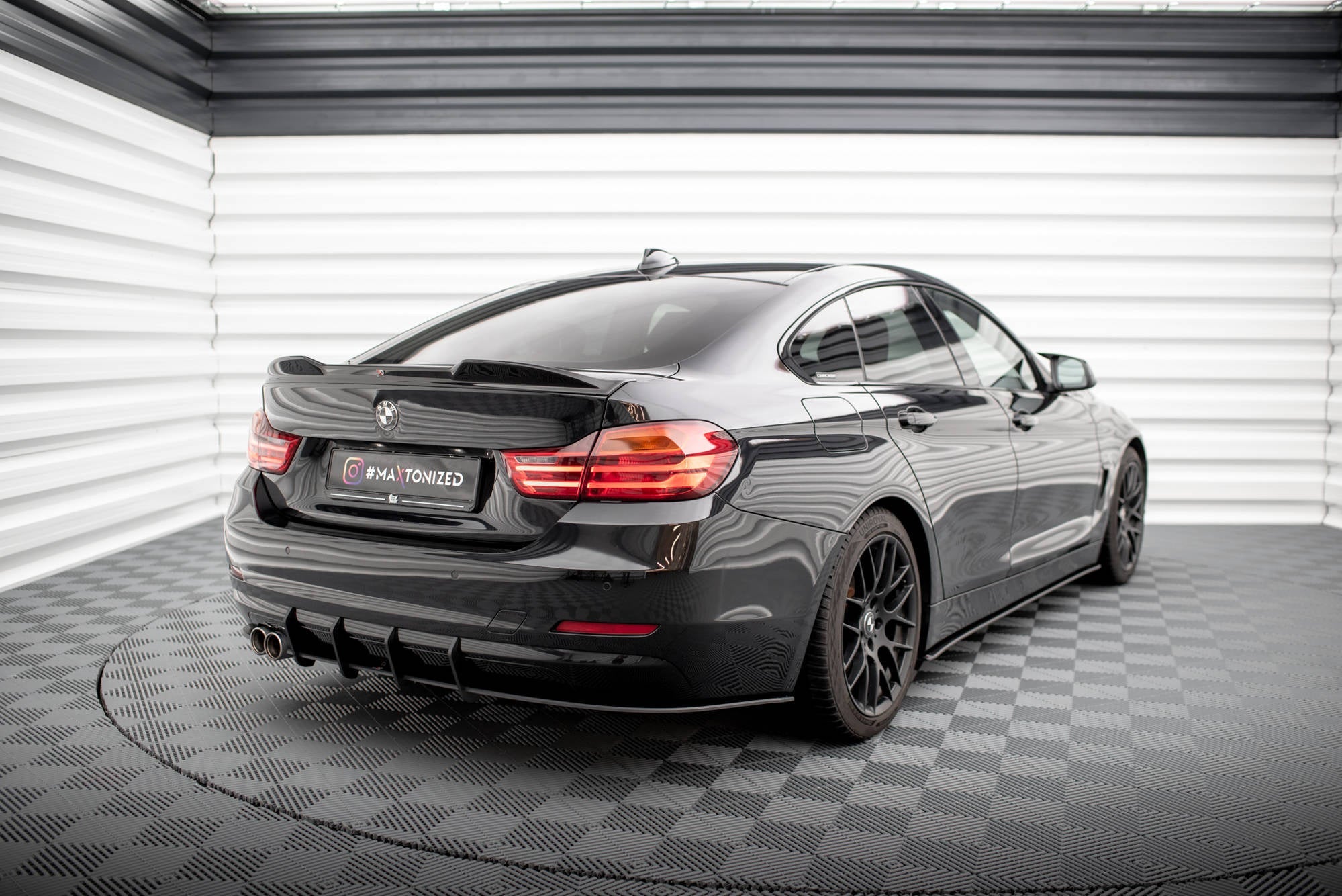 Maxton Design Street Pro Rear Diffuser para BMW 4 Gran Coupe F36 - imagen 1