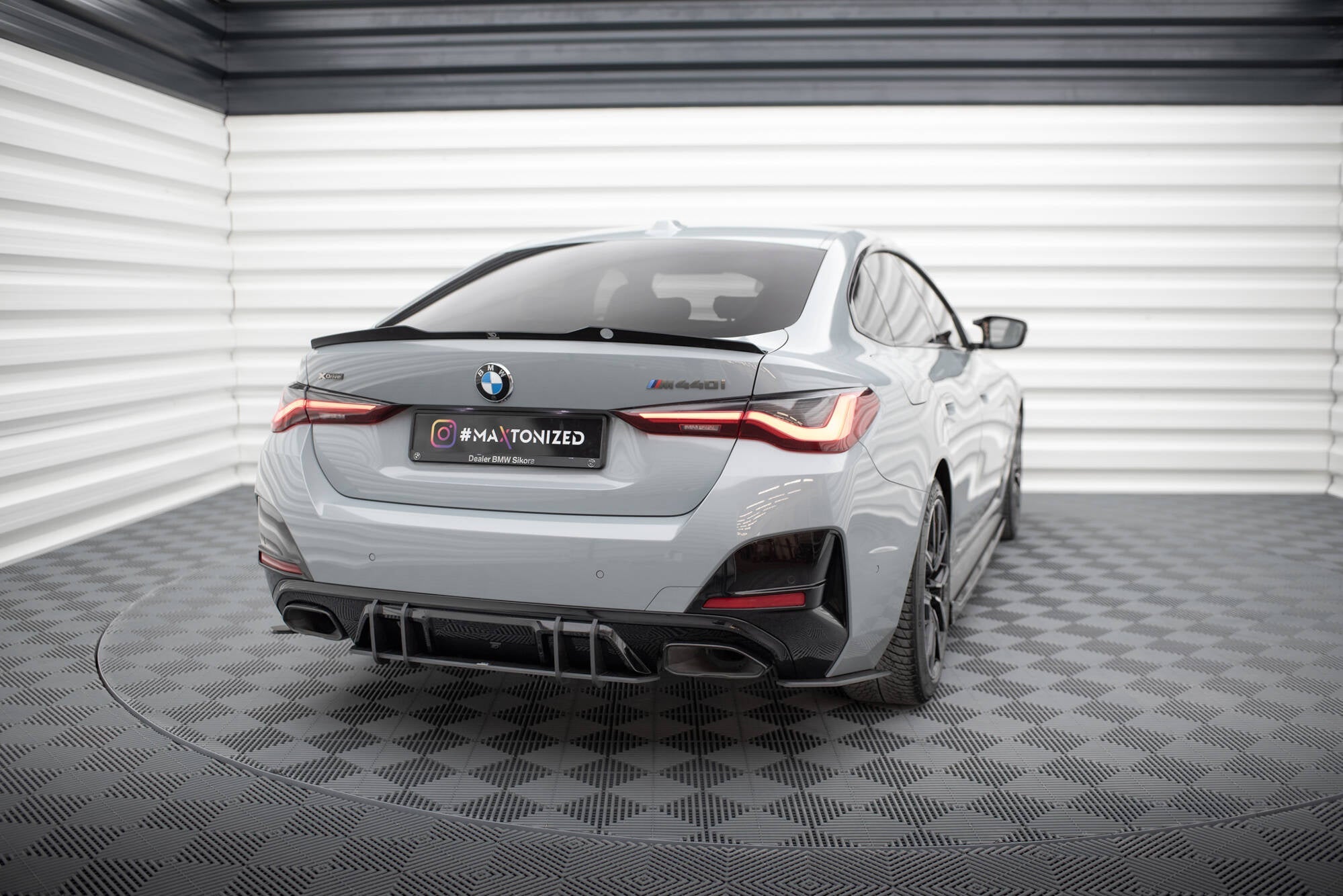 Maxton Design Street Pro Rear Diffuser para BMW 4 Gran Coupe M440i G26 - imagen 1