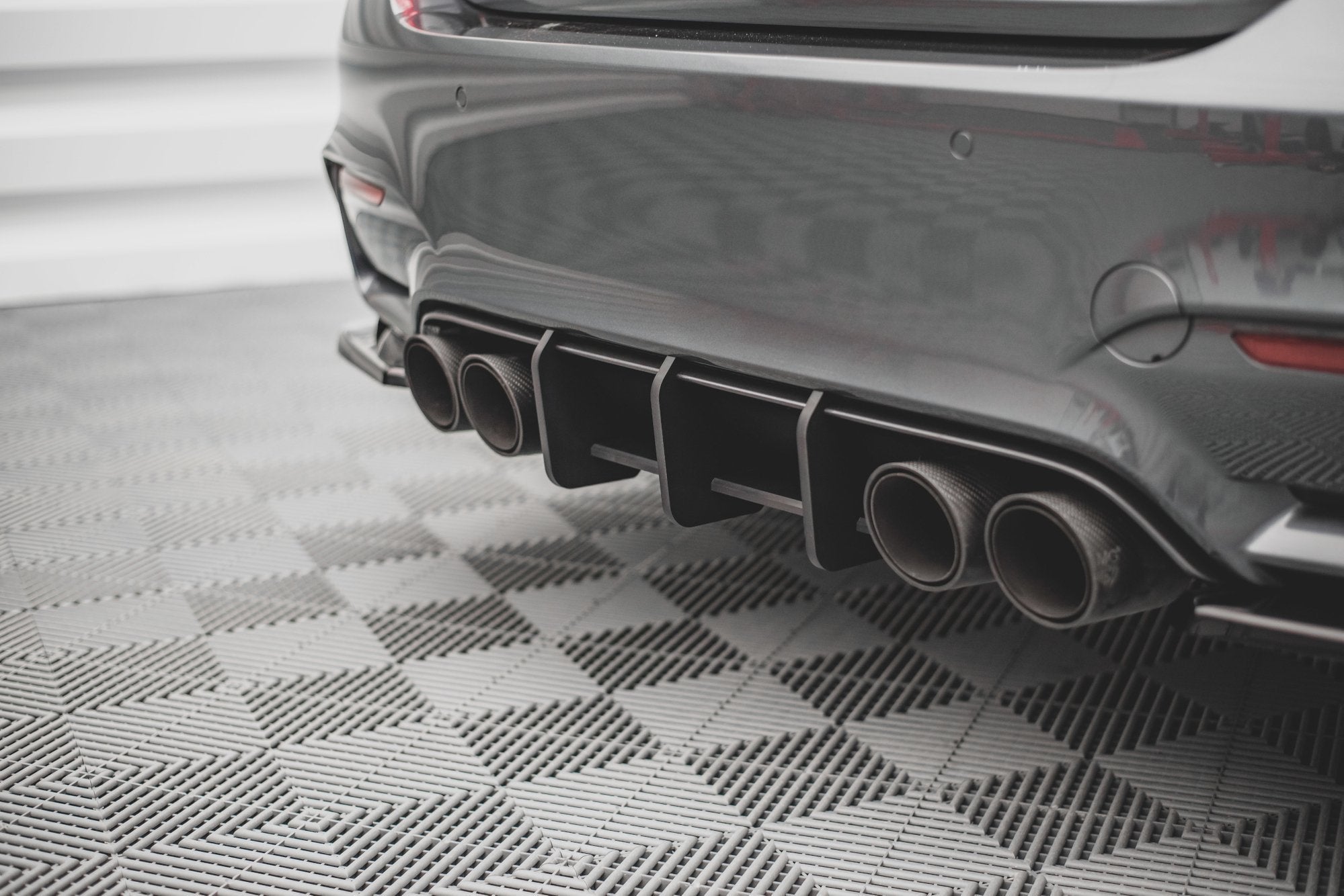 Maxton Design Street Pro Rear Diffuser para BMW M4 F82 - imagen 2
