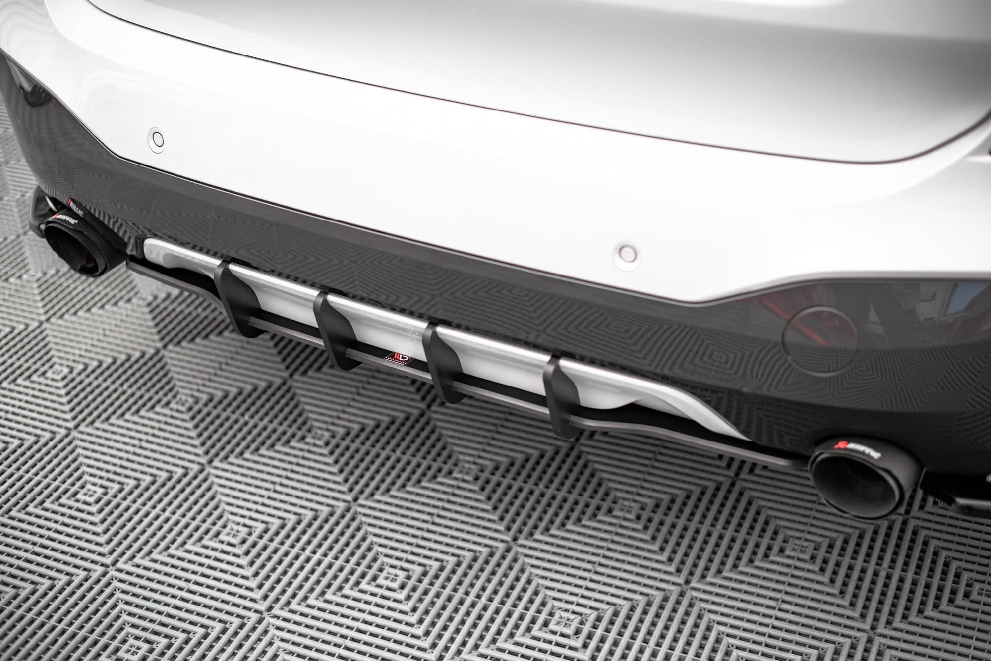 Maxton Design Street Pro Rear Diffuser para BMW X1 M-Pack F48 - imagen 2