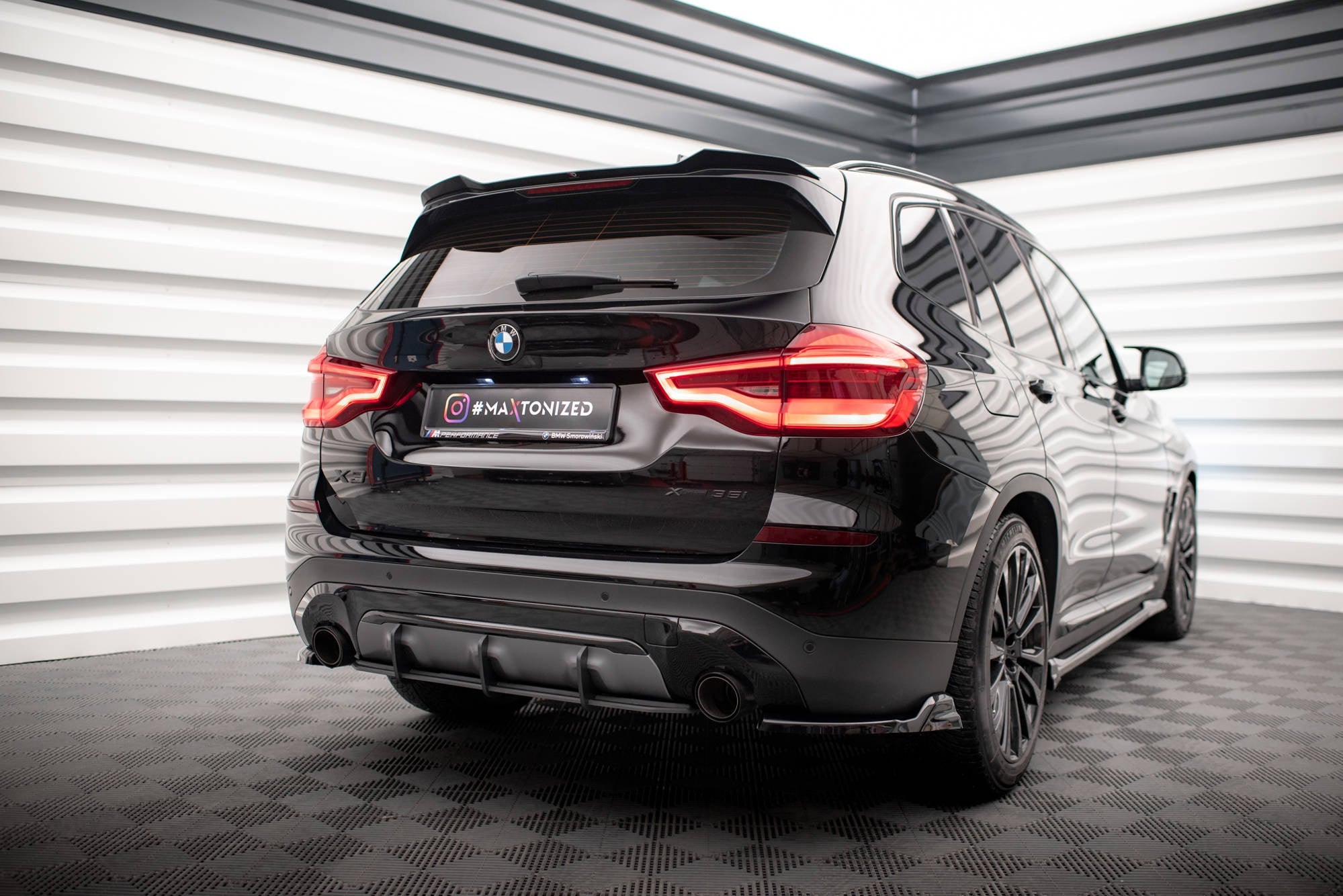Maxton Design Street Pro Rear Diffuser para BMW X3 G01 - imagen 3