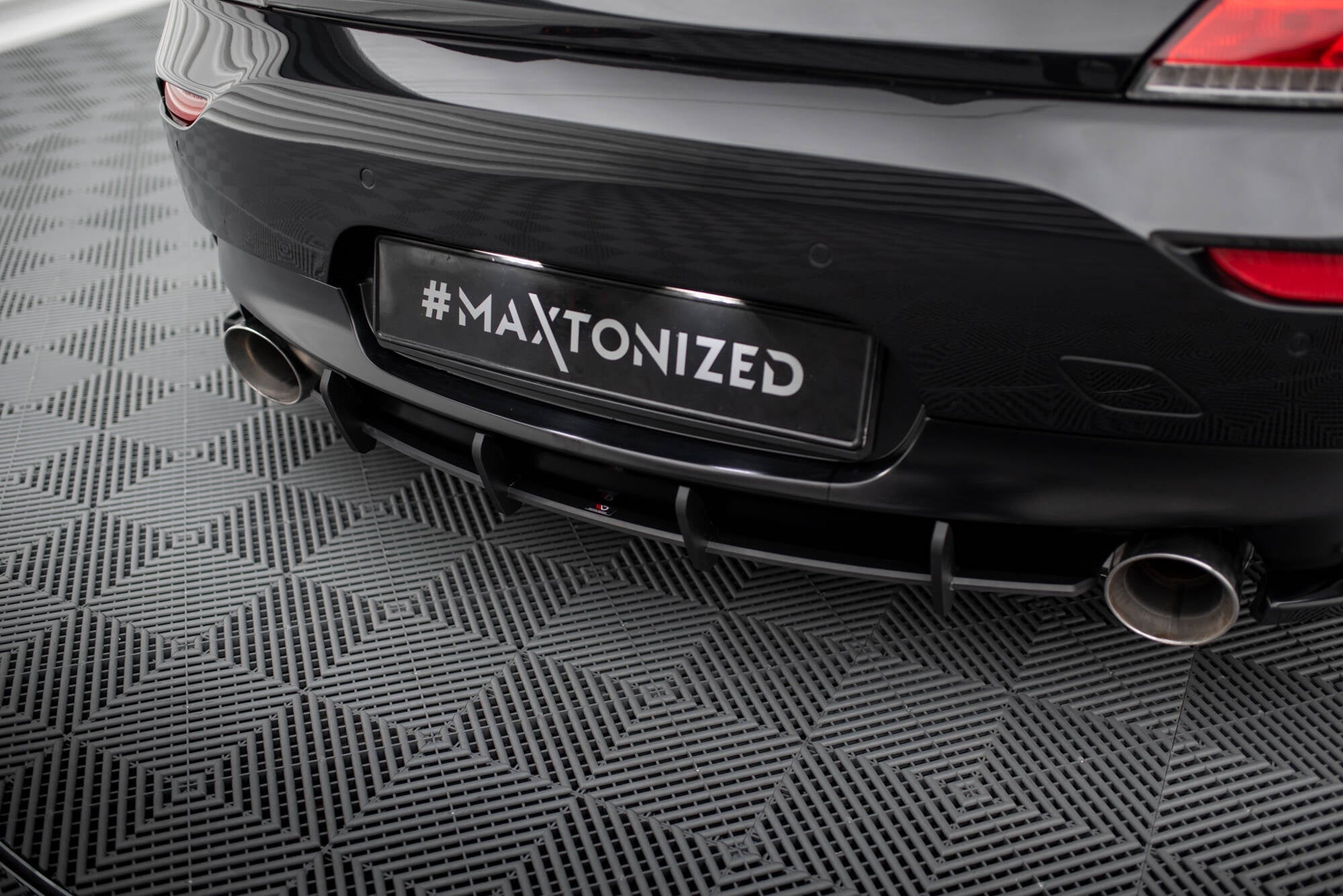 Maxton Design Street Pro Rear Diffuser para BMW Z4 M-Pack E89 Facelift - imagen 1