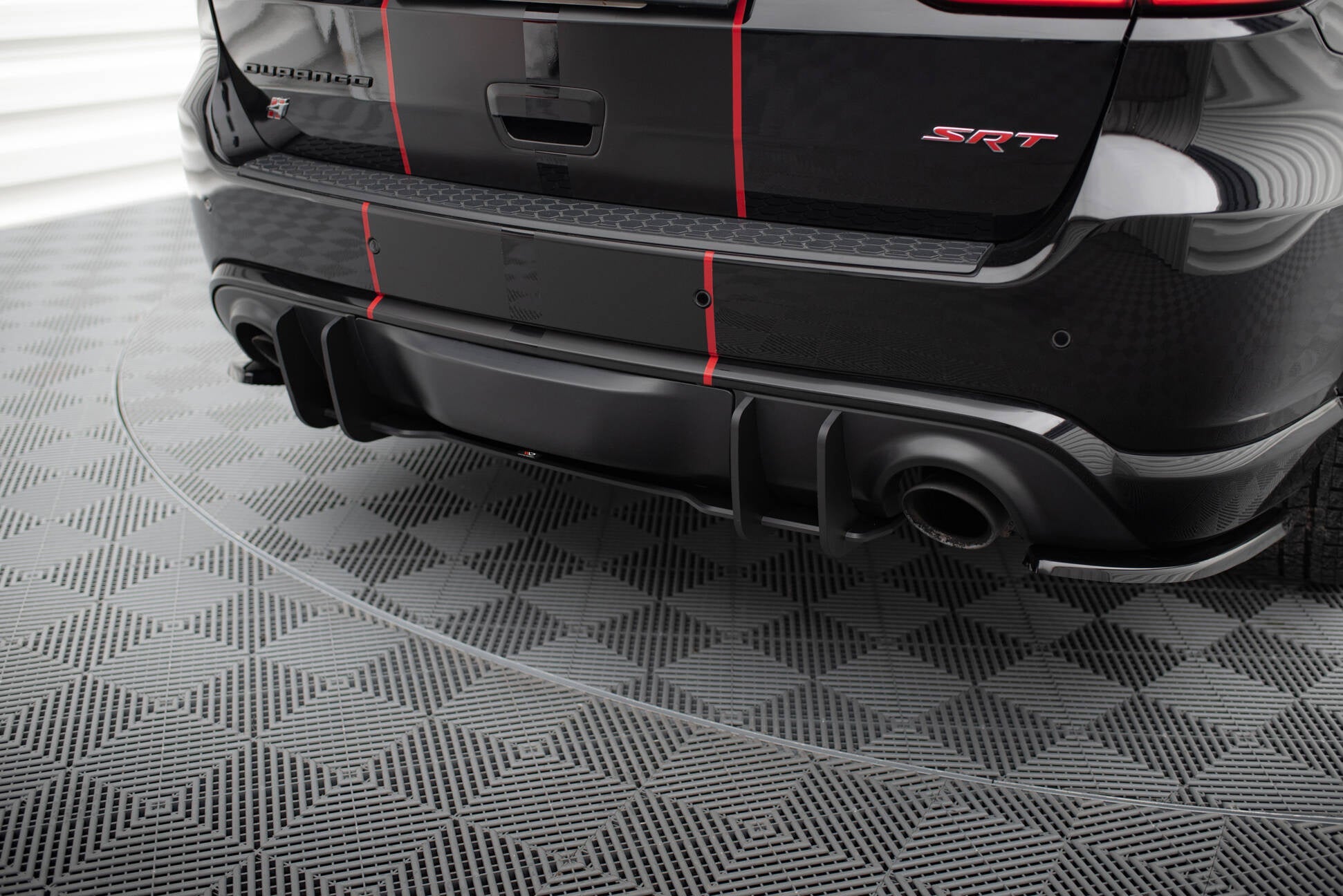 Maxton Design Street Pro Rear Diffuser para Dodge Durango SRT Mk3 - imagen 1