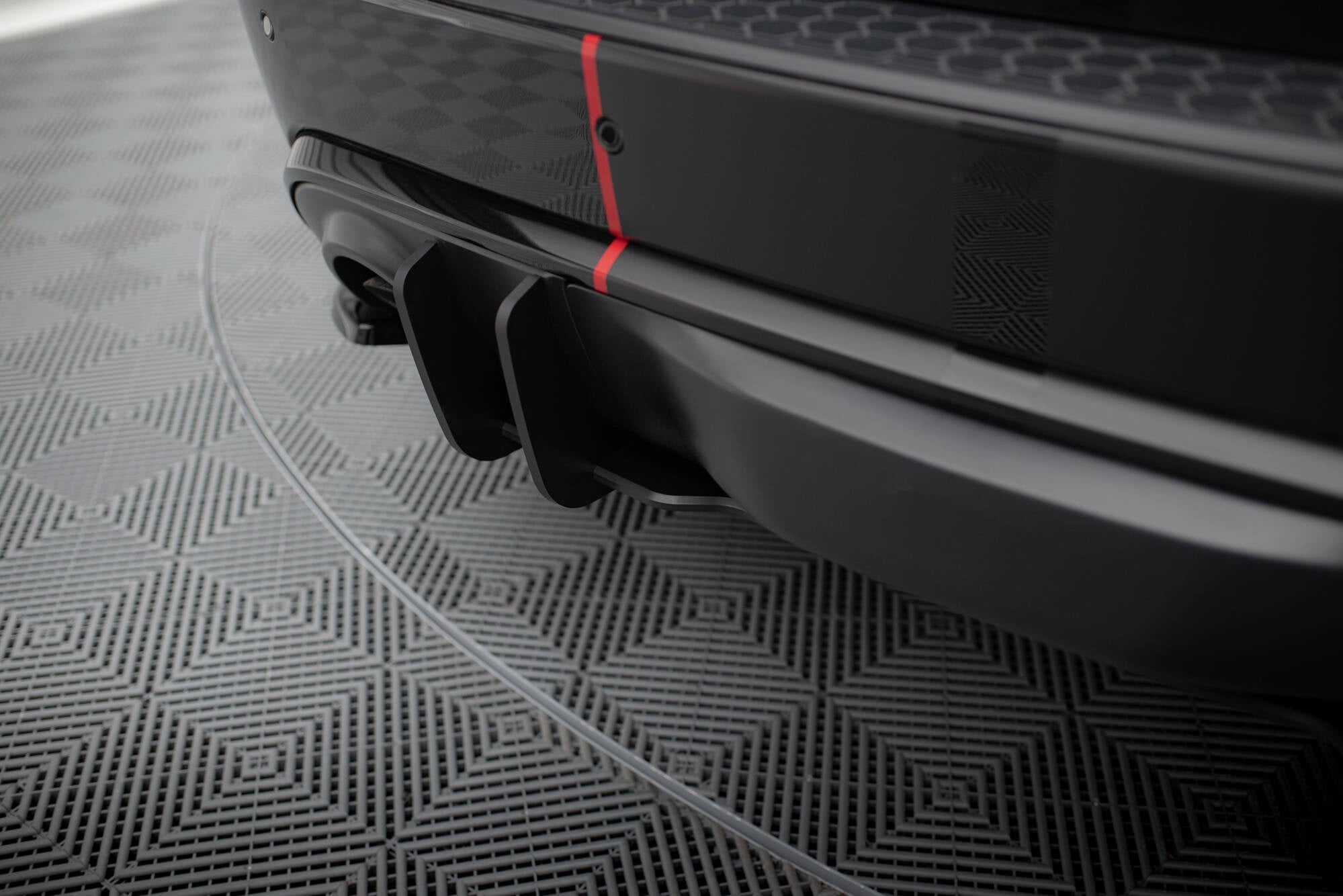 Maxton Design Street Pro Rear Diffuser para Dodge Durango SRT Mk3 - imagen 3