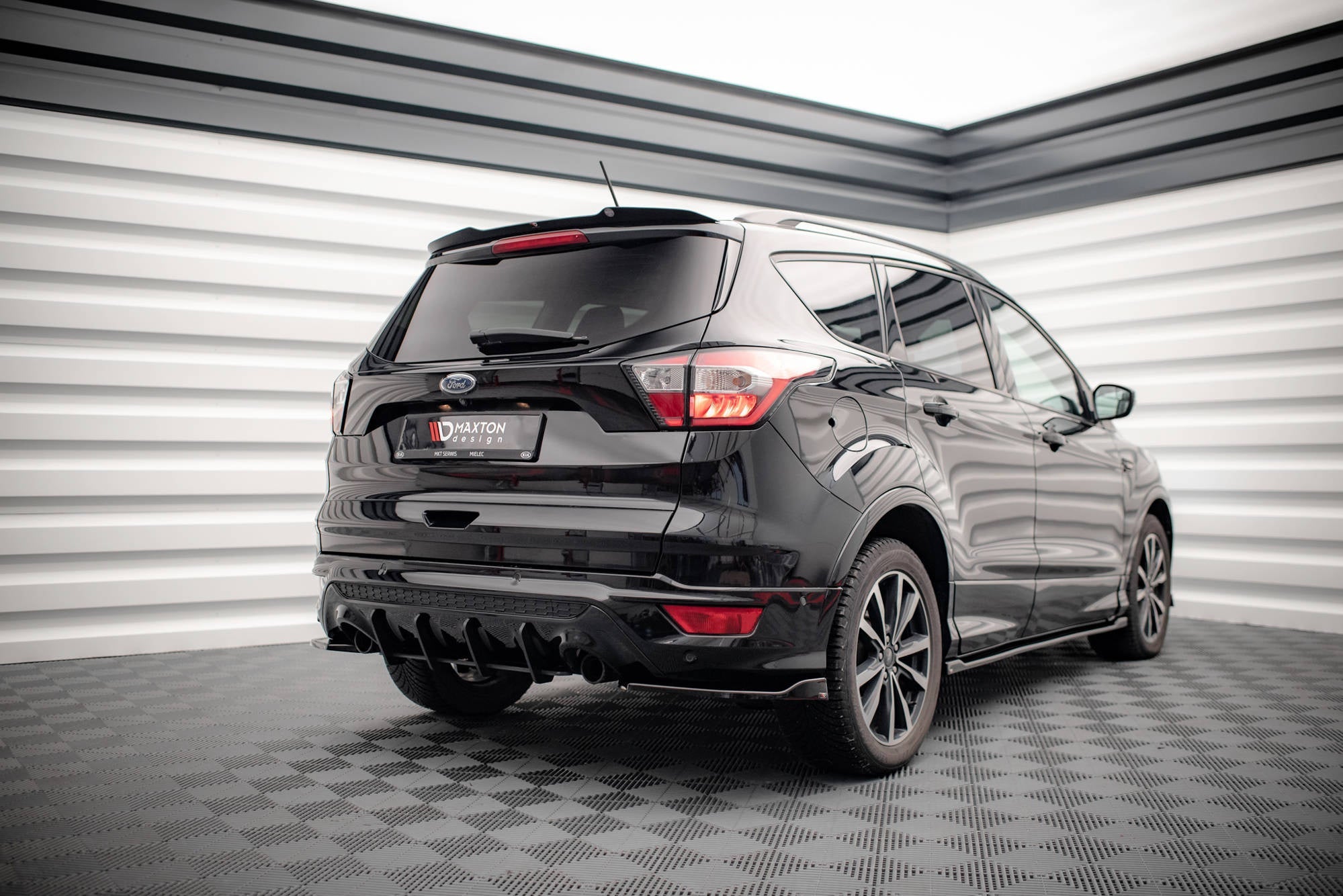 Maxton Design Street Pro Rear Diffuser para Ford Escape ST-Line Mk3 - imagen 3