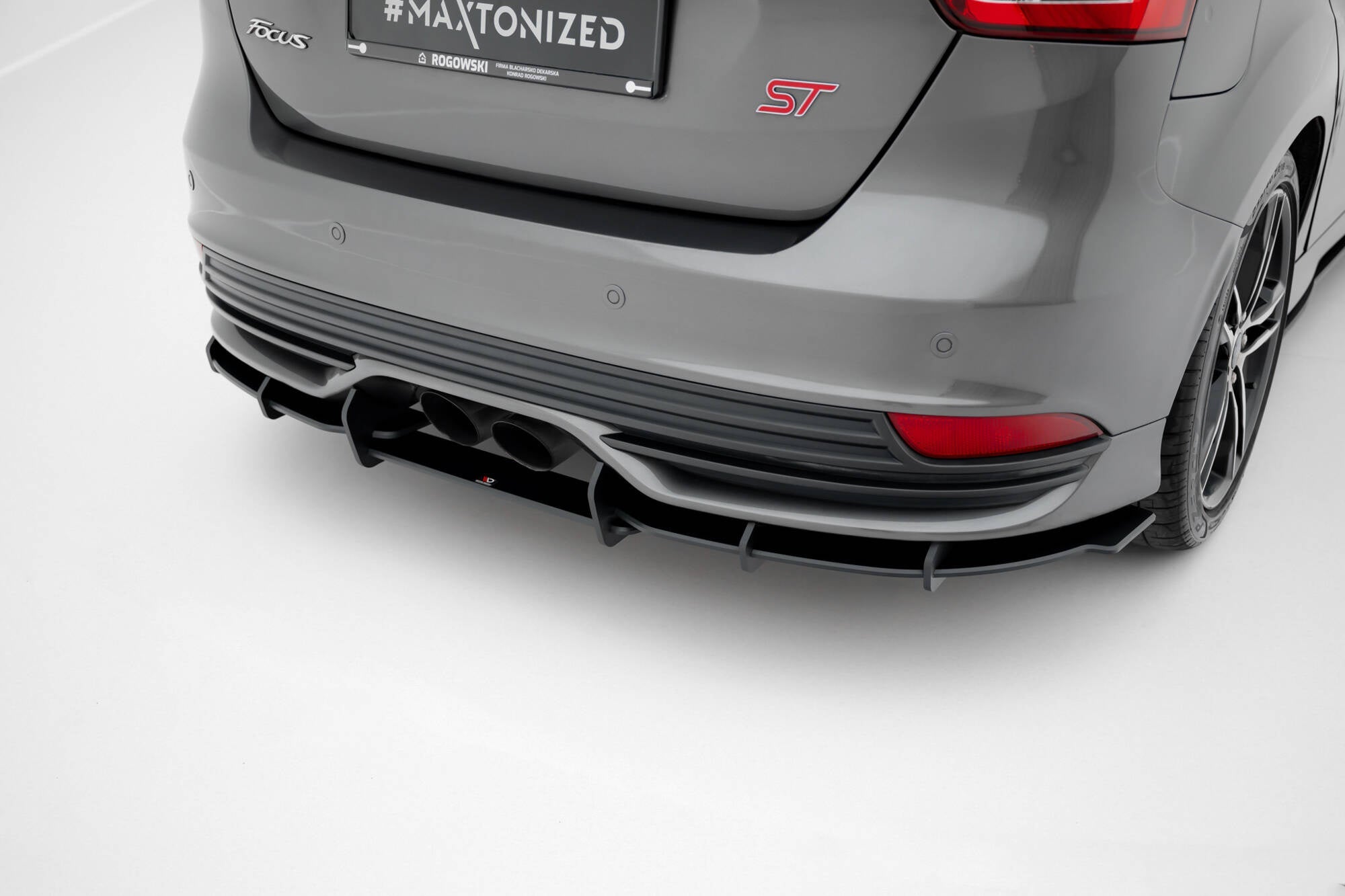 Maxton Design Street Pro Rear Diffuser para Ford Focus ST Mk3 Facelift - imagen 2