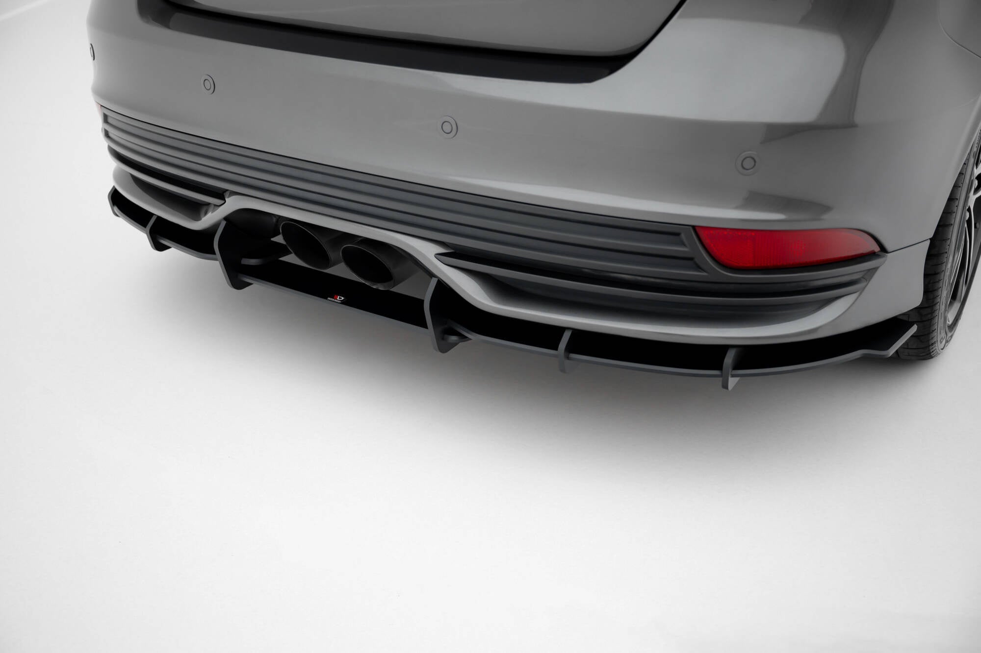 Maxton Design Street Pro Rear Diffuser para Ford Focus ST Mk3 Facelift - imagen 3