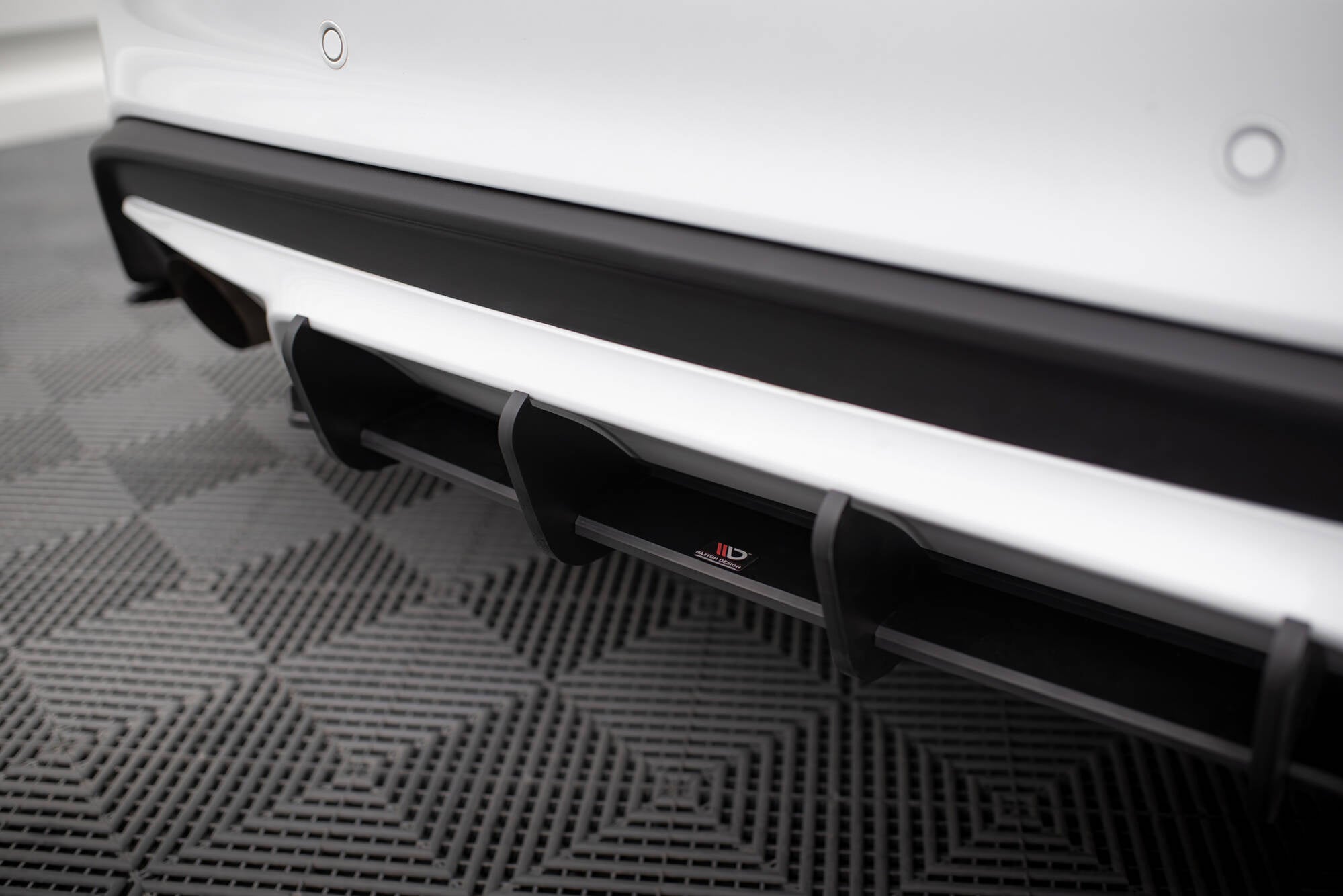 Maxton Design Street Pro Rear Diffuser para Ford Focus ST Mk4 - imagen 3