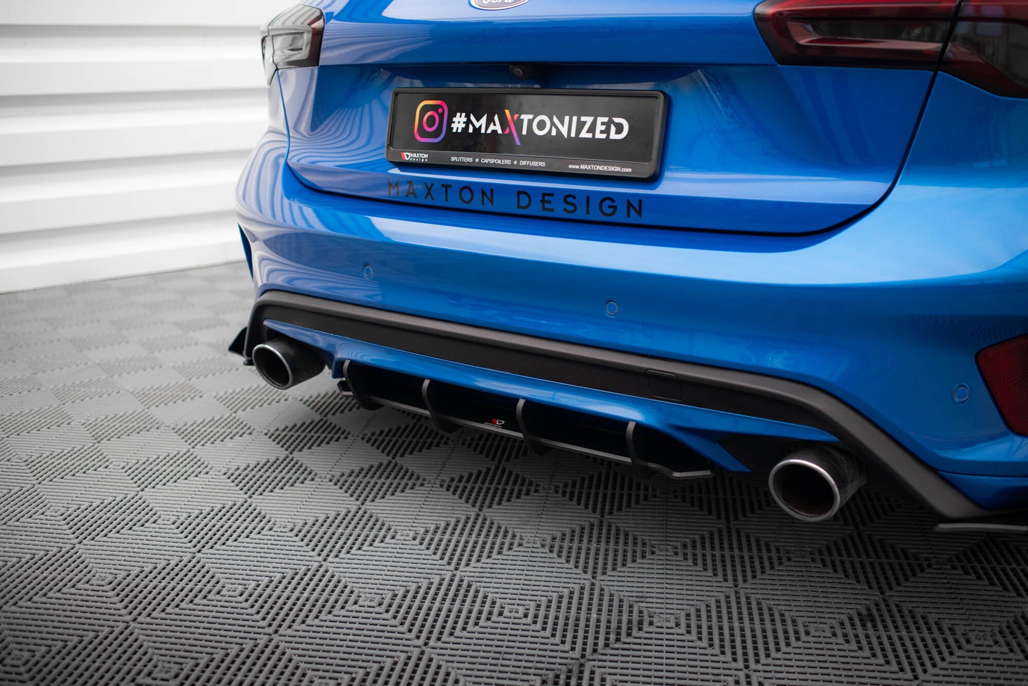 Maxton Design Street Pro Rear Diffuser para Ford Focus ST Mk4 - imagen 5