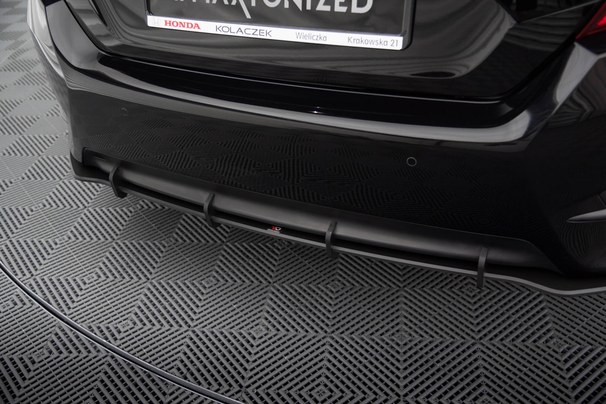 Maxton Design Street Pro Rear Diffuser para Honda Civic Mk10 - imagen 2