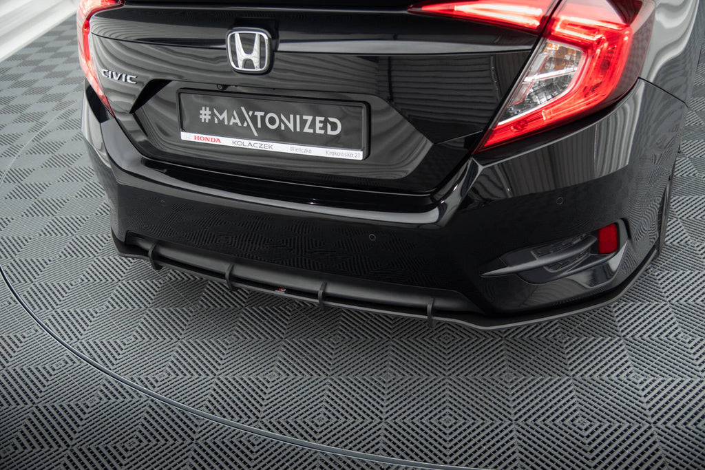 Maxton Design Street Pro Rear Diffuser para Honda Civic Mk10 - imagen 3
