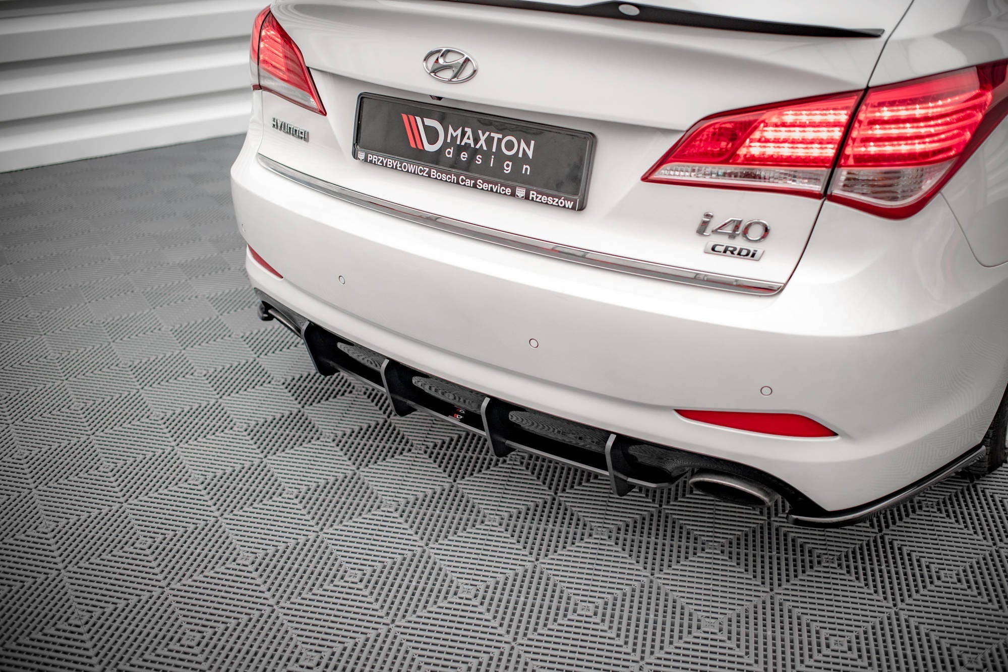 Maxton Design Street Pro Rear Diffuser para Hyundai I40 Mk1 - imagen 1