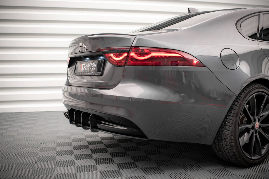 Maxton Design Street Pro Rear Diffuser para Jaguar XF R-Sport Mk2 - imagen 3