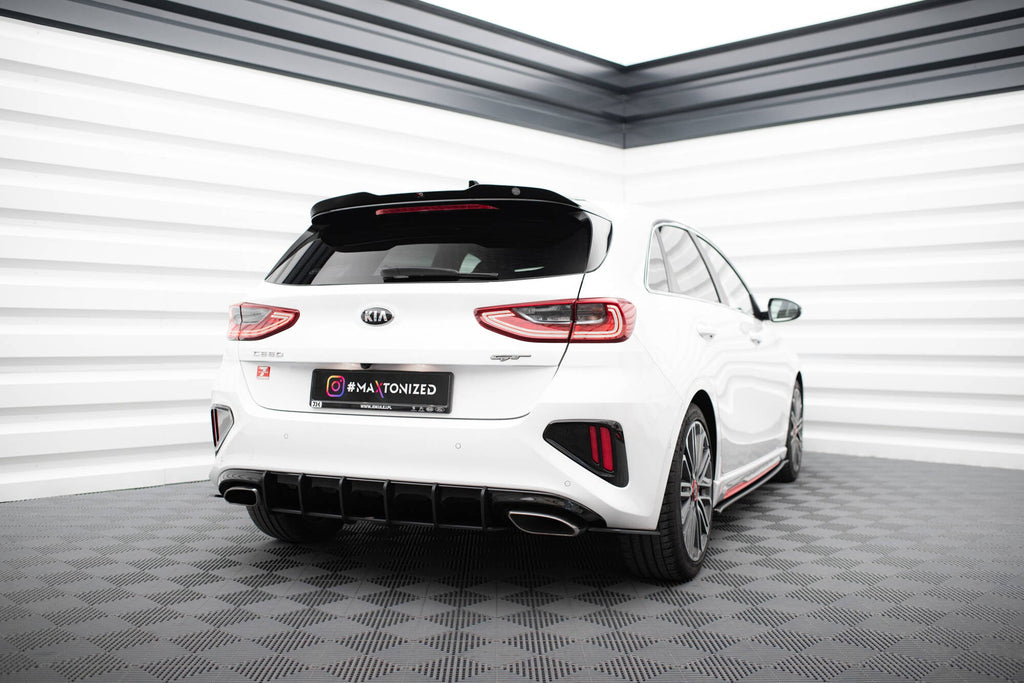 Maxton Design Street Pro Rear Diffuser para Kia Ceed GT Mk3 - imagen 2