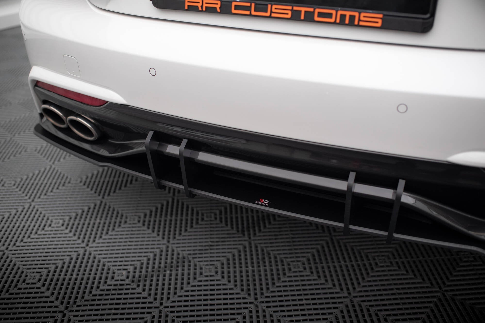 Maxton Design Street Pro Rear Diffuser para Kia Stinger Mk1 - imagen 3