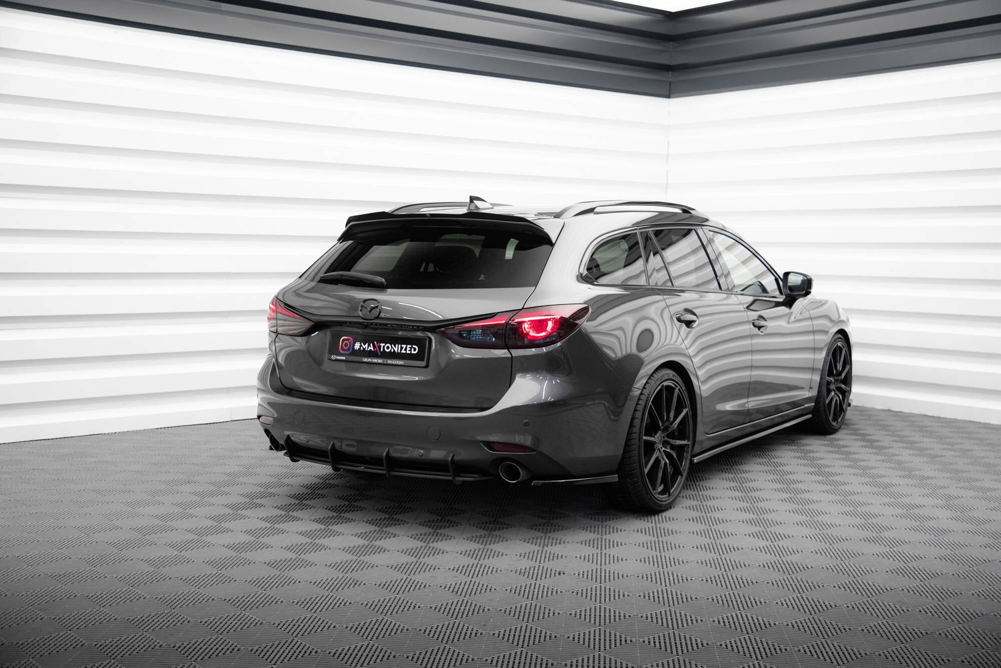 Maxton Design Street Pro Rear Diffuser para Mazda 6 Mk3 Facelift - imagen 1