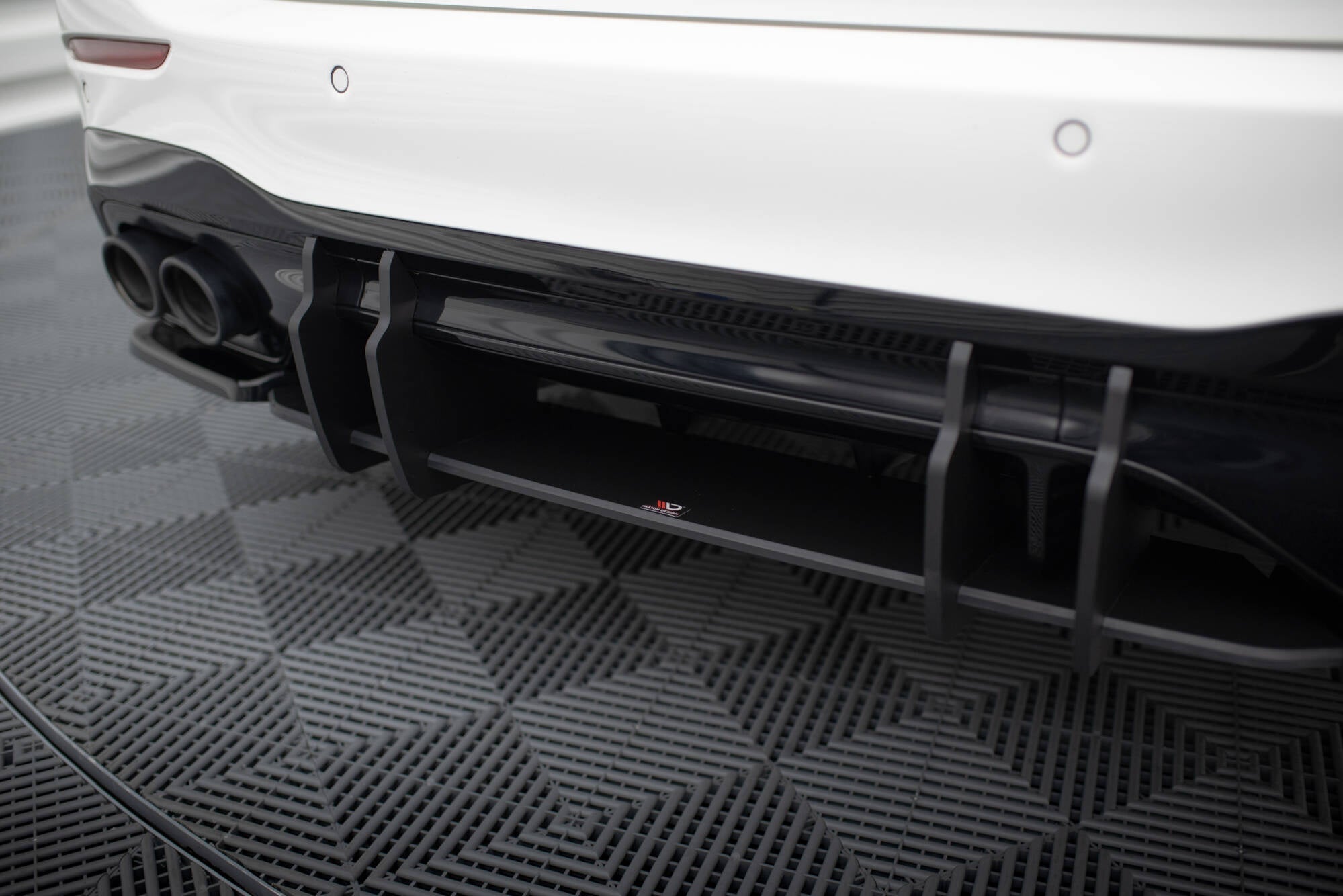Maxton Design Street Pro Rear Diffuser para Mercedes-AMG C 43 W206 - imagen 3