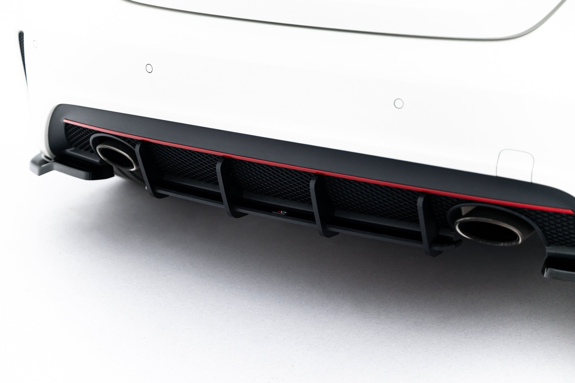 Maxton Design Street Pro Rear Diffuser para Mercedes-Benz A AMG-Line W176 - imagen 2