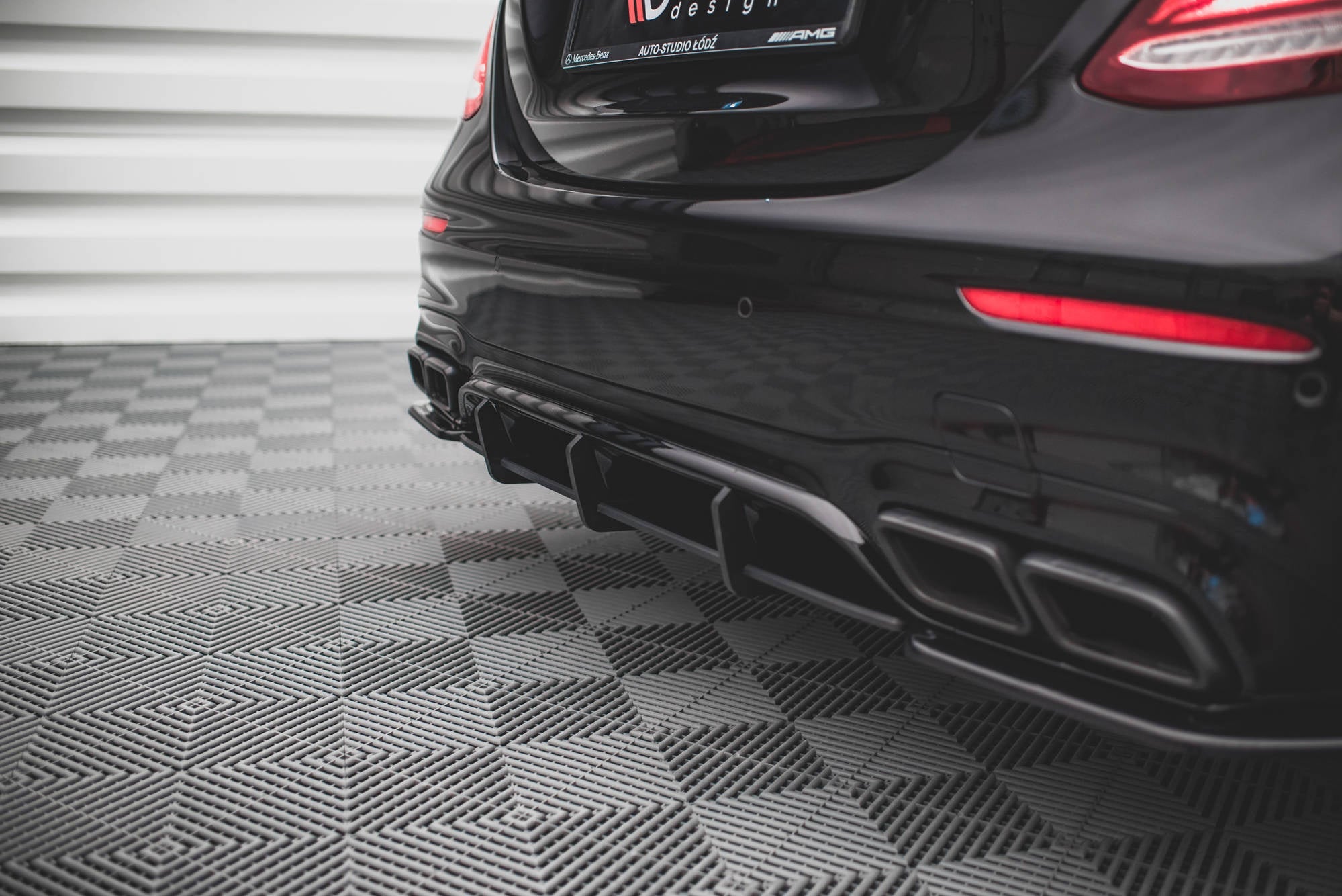 Maxton Design Street Pro Rear Diffuser para Mercedes-Benz E63 AMG Estate/Sedan S213/W213 - imagen 3