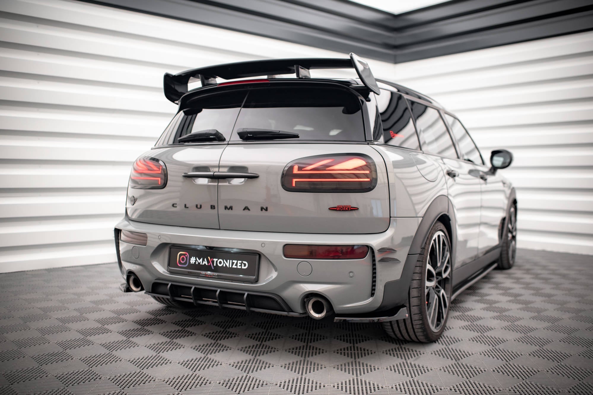 Maxton Design Street Pro Rear Diffuser para Mini Cooper Clubman John Cooper Works F54 Facelift - imagen 1