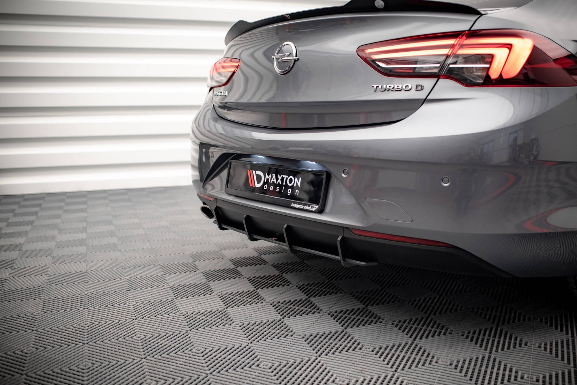 Maxton Design Street Pro Rear Diffuser para Opel Insignia Mk2 - imagen 3