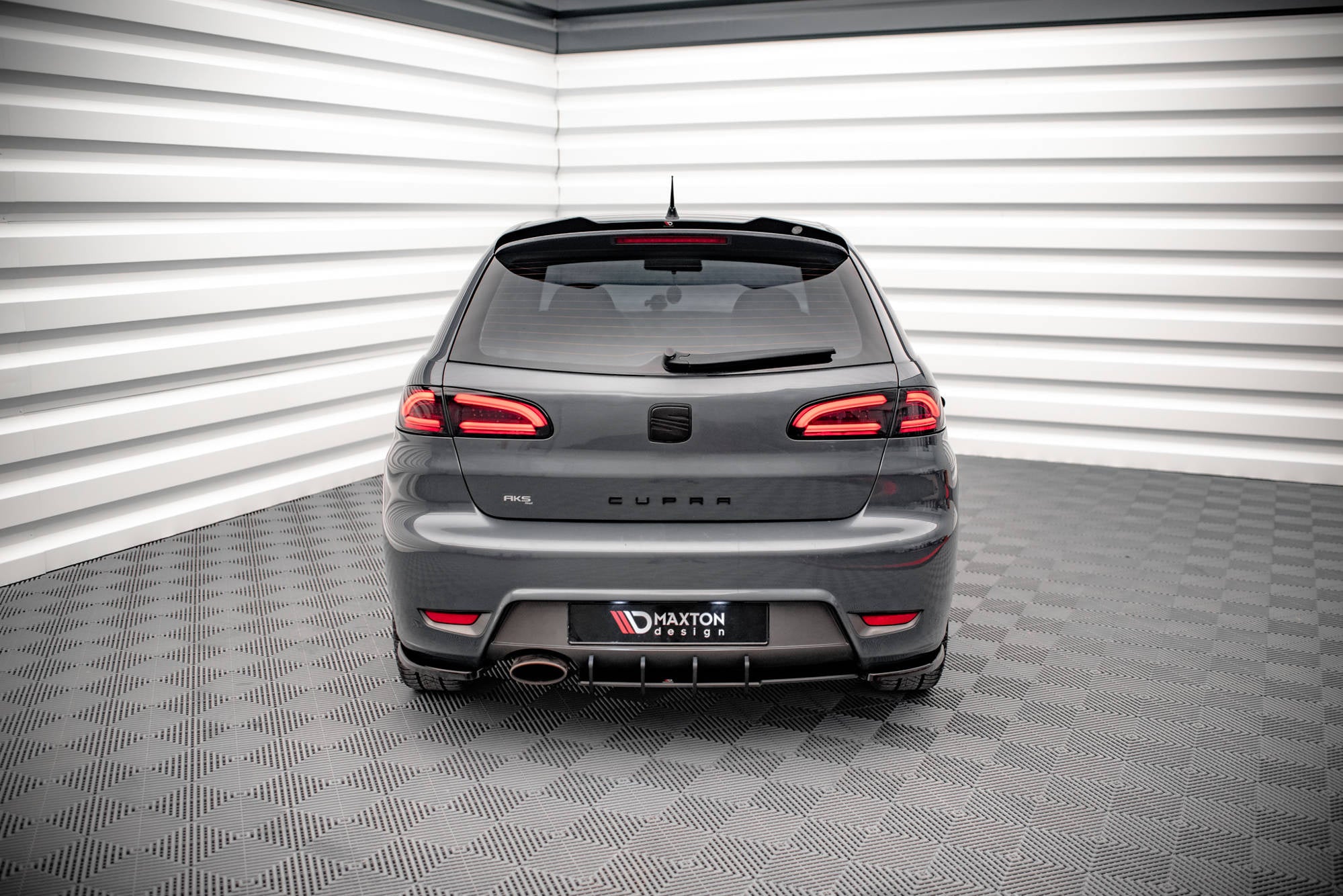 Maxton Design Street Pro Rear Diffuser para Seat Ibiza Cupra Mk3 - imagen 2
