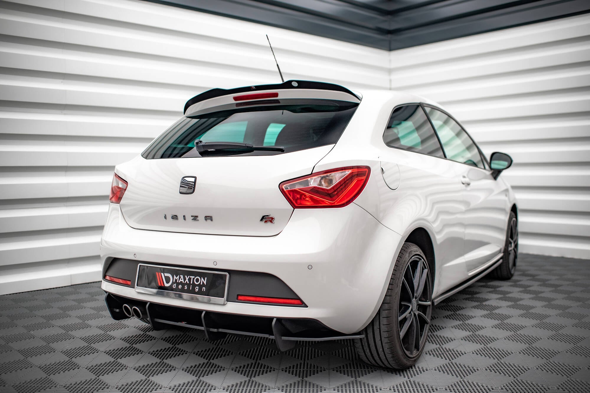 Maxton Design Street Pro Rear Diffuser para Seat Ibiza FR SC Mk4 Facelift - imagen 1