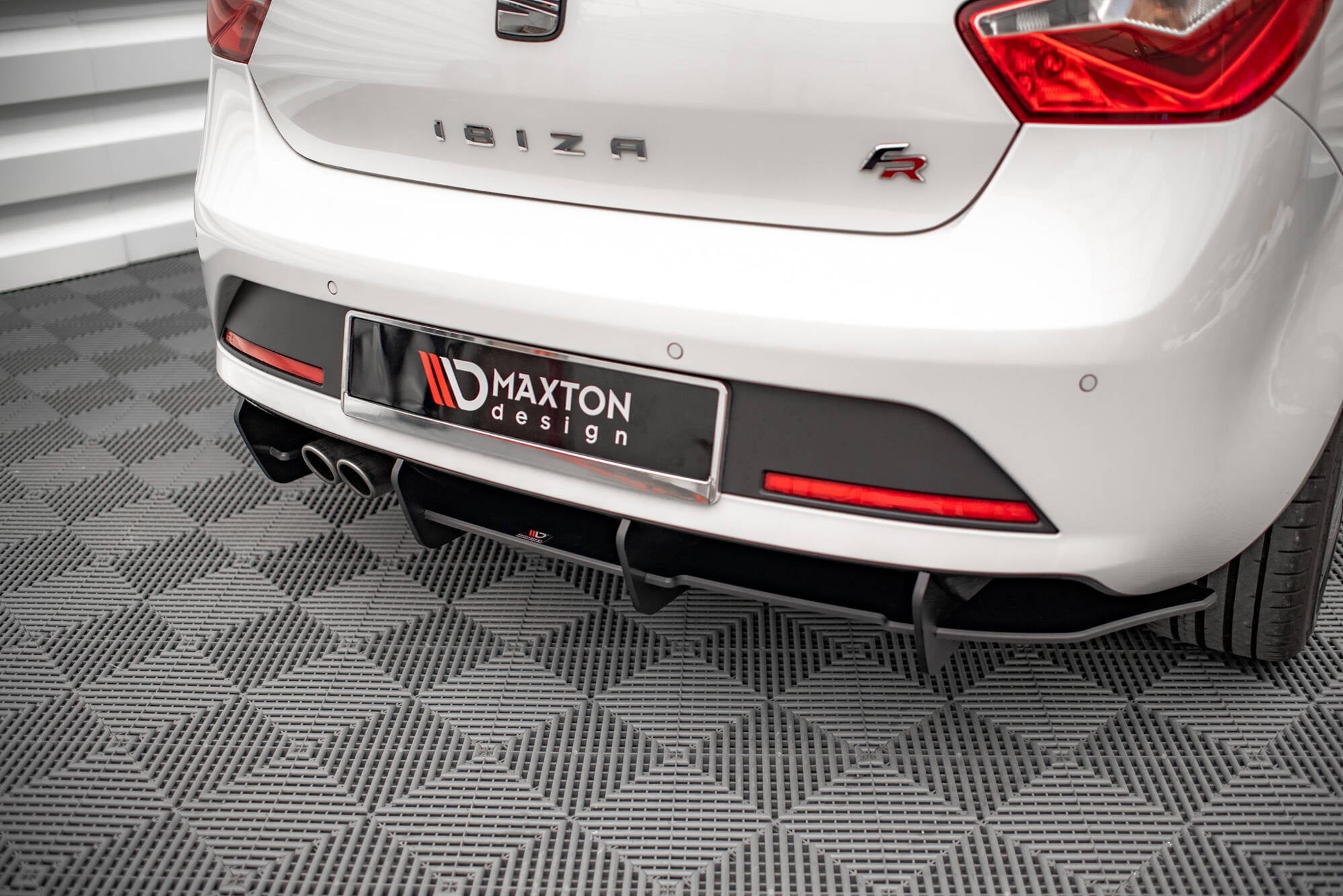 Maxton Design Street Pro Rear Diffuser para Seat Ibiza FR SC Mk4 Facelift - imagen 3