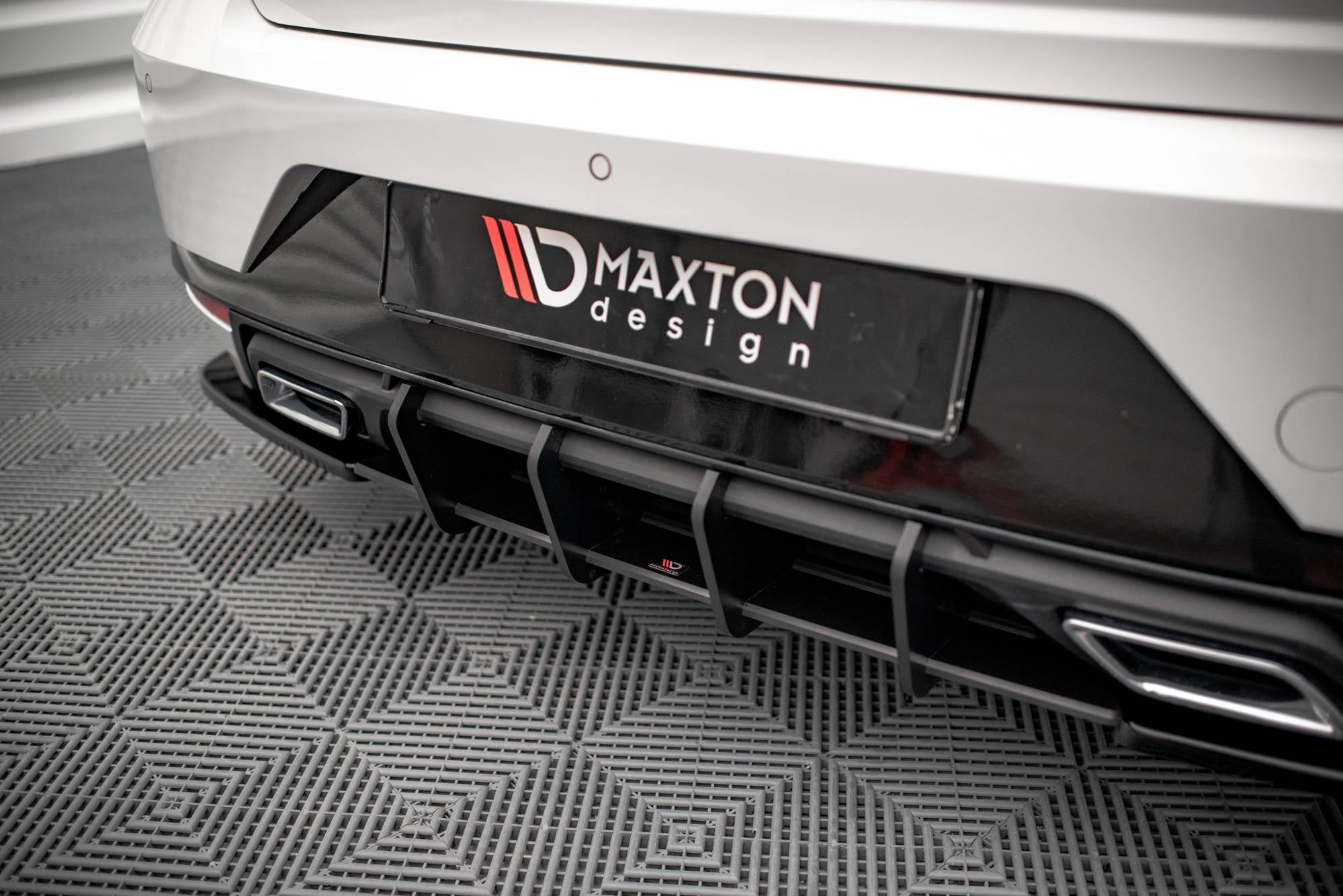Maxton Design Street Pro Rear Diffuser para Seat Ibiza FR/ Standard Mk5 - imagen 3
