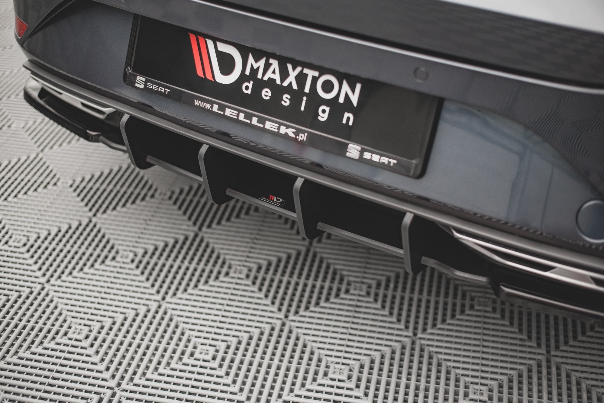 Maxton Design Street Pro Rear Diffuser para Seat Leon FR ST Mk4 - imagen 2