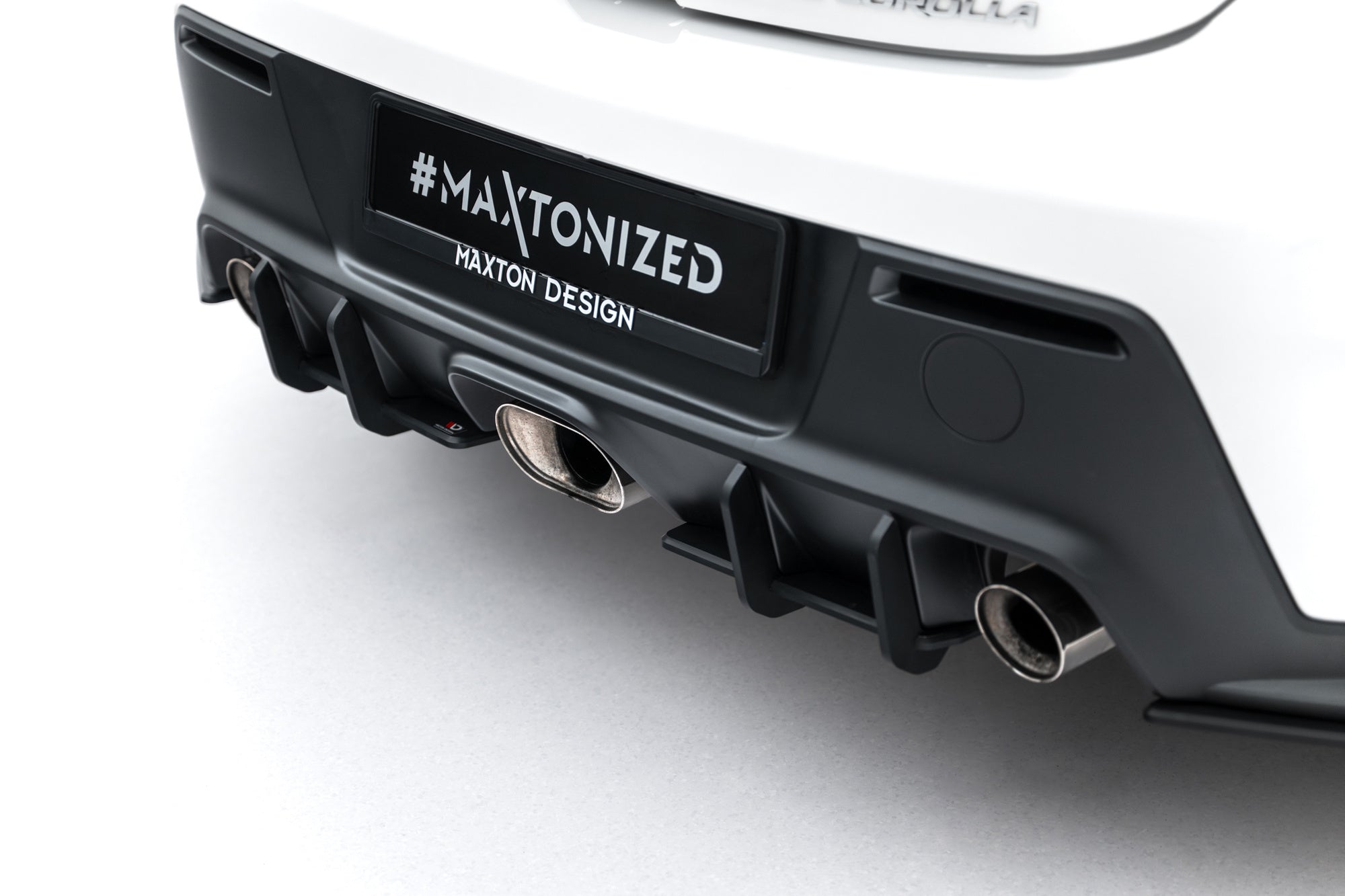 Maxton Design Street Pro Rear Diffuser para Toyota GR Corolla Mk12 - imagen 2