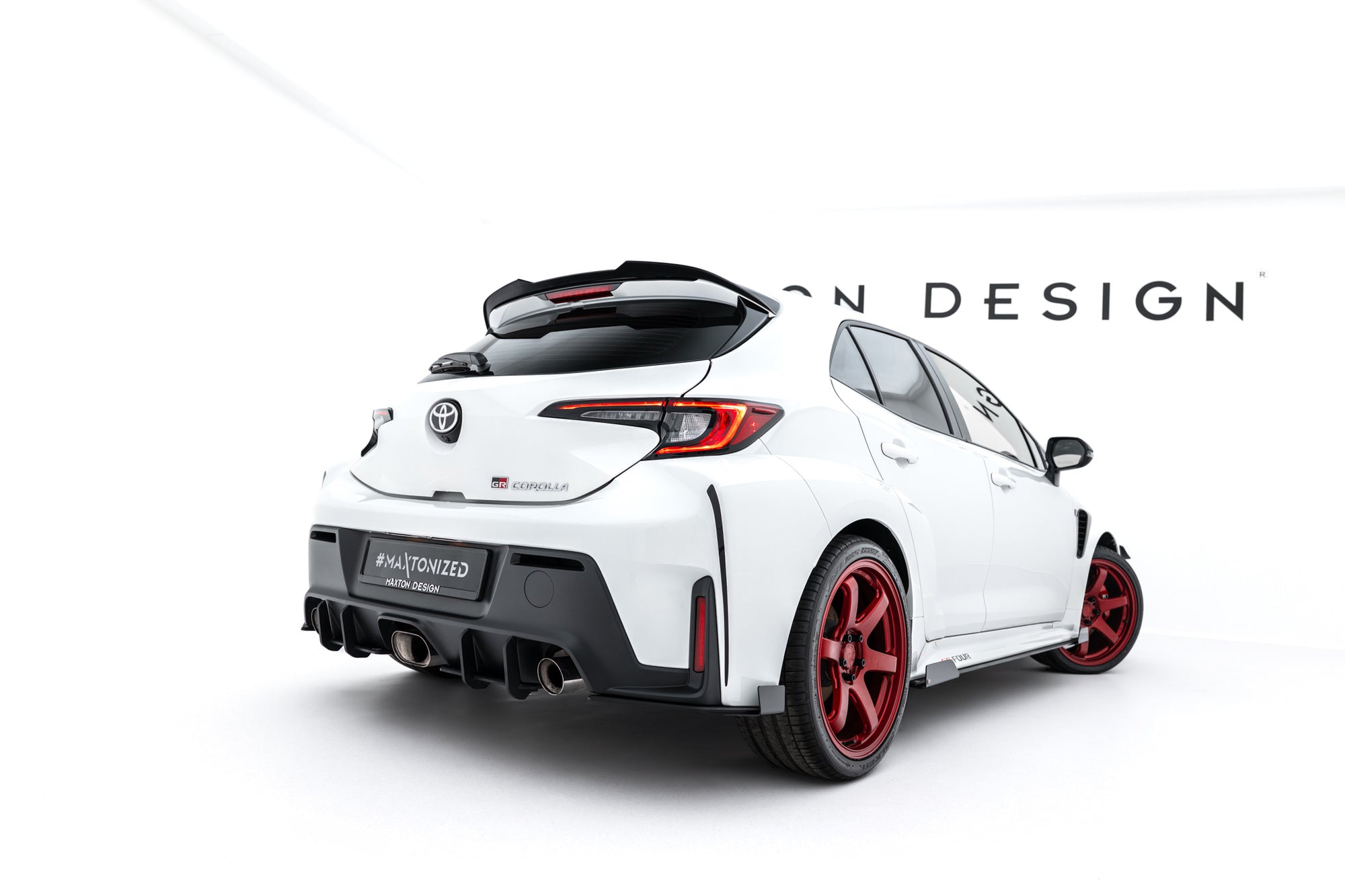 Maxton Design Street Pro Rear Diffuser para Toyota GR Corolla Mk12 - imagen 3
