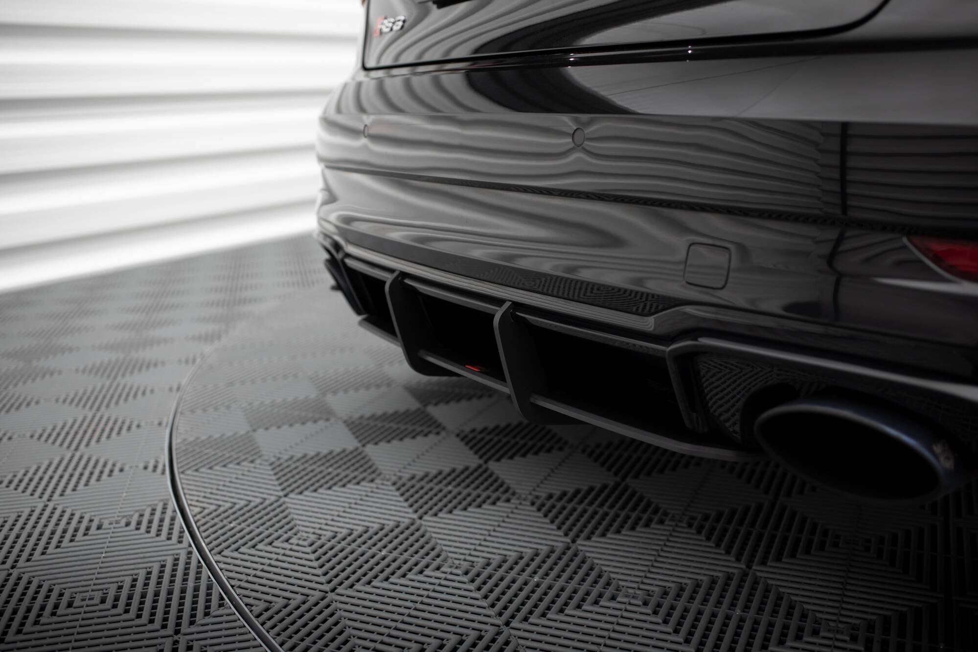 Maxton Design Street Pro Rear Diffuser V.1 para Audi RS3 Sedan 8V Facelift - imagen 3