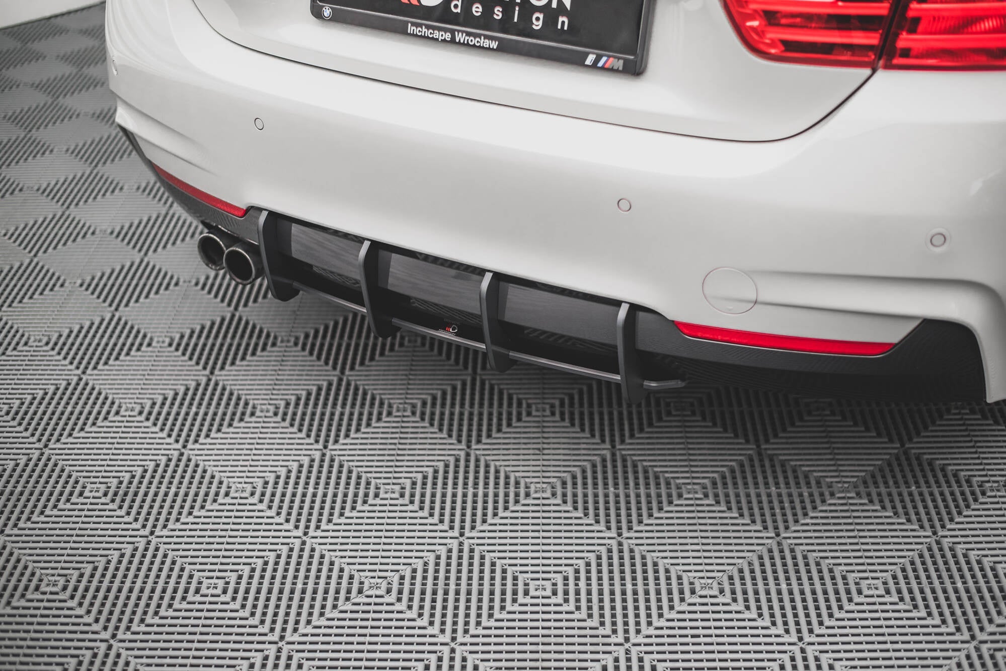 Maxton Design Street Pro Rear Diffuser V.1 para BMW 4 M-Pack F32 - imagen 2