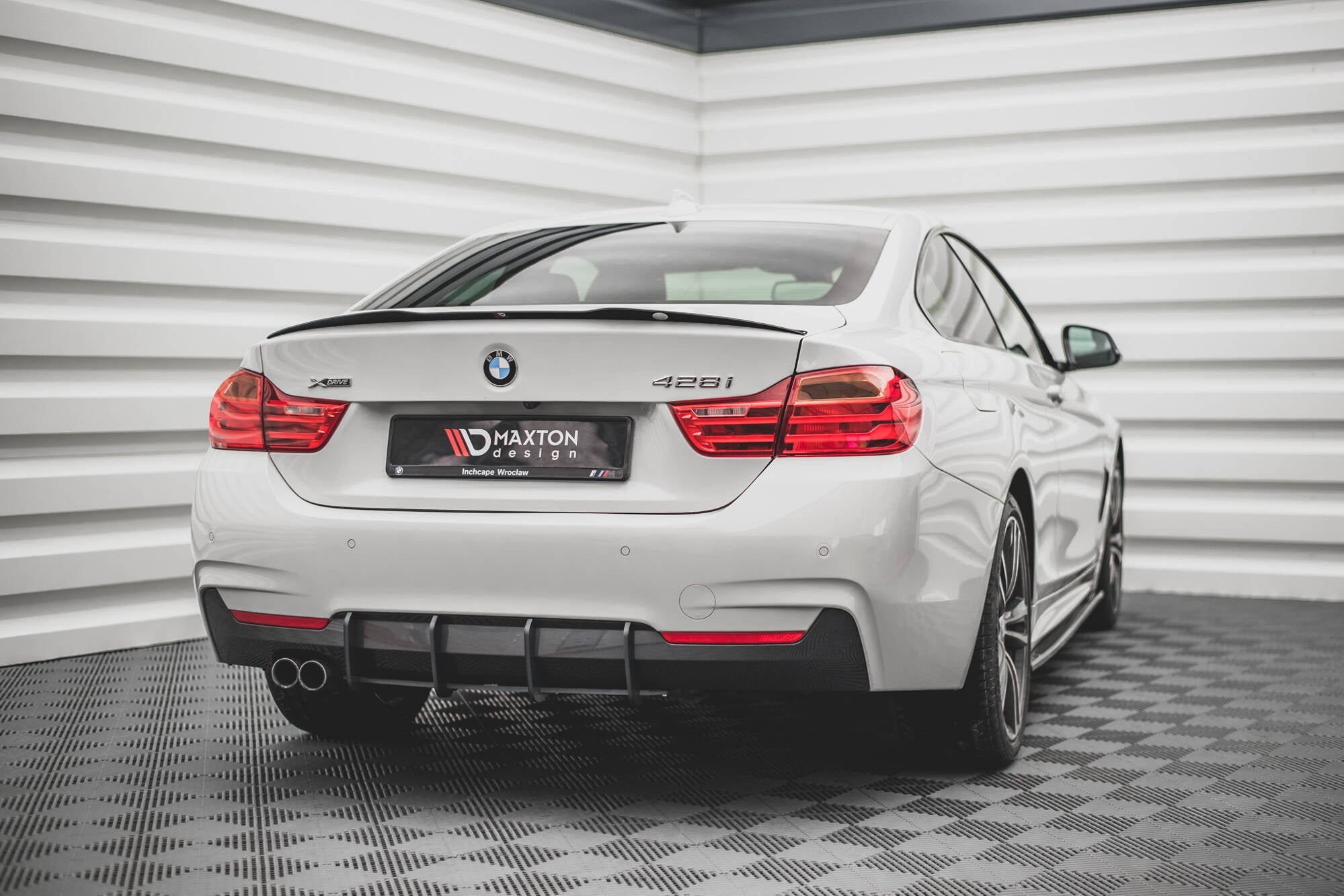 Maxton Design Street Pro Rear Diffuser V.1 para BMW 4 M-Pack F32 - imagen 1