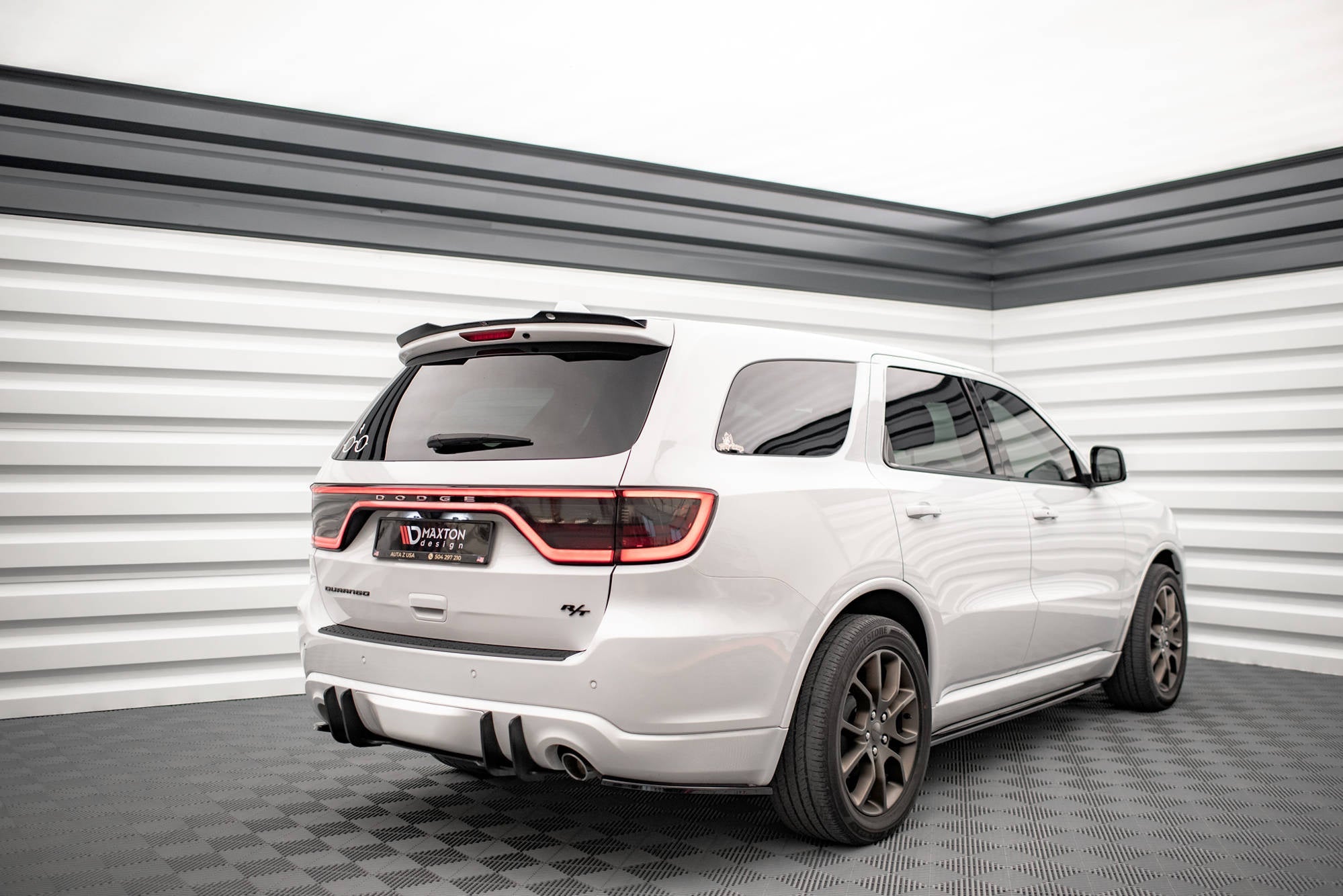 Maxton Design Street Pro Rear Diffuser V.1 para Dodge Durango RT Mk3 - imagen 2
