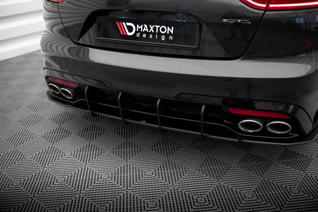 Maxton Design Street Pro Rear Diffuser V.1 para Kia Stinger GT / GT-Line Mk1 - imagen 1