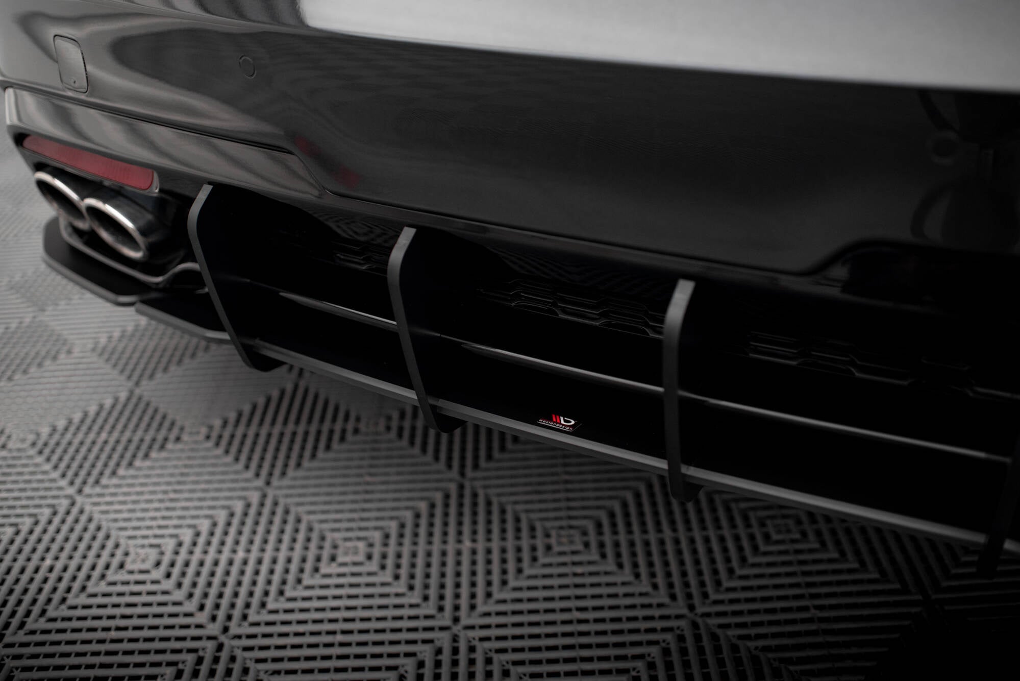 Maxton Design Street Pro Rear Diffuser V.1 para Kia Stinger GT / GT-Line Mk1 - imagen 3