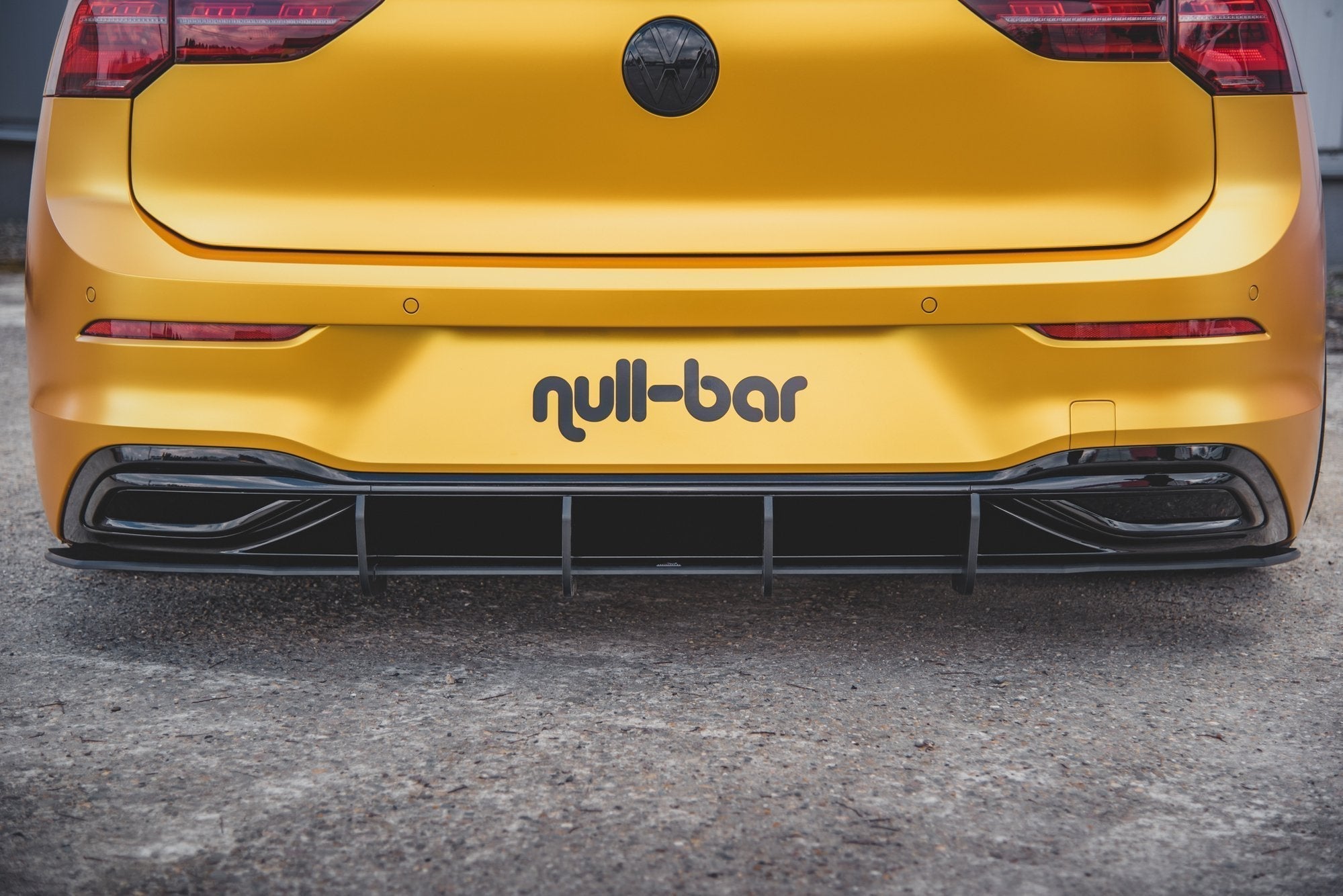 Maxton Design Street Pro Rear Diffuser V.1 para Volkswagen Golf Mk8 - imagen 1