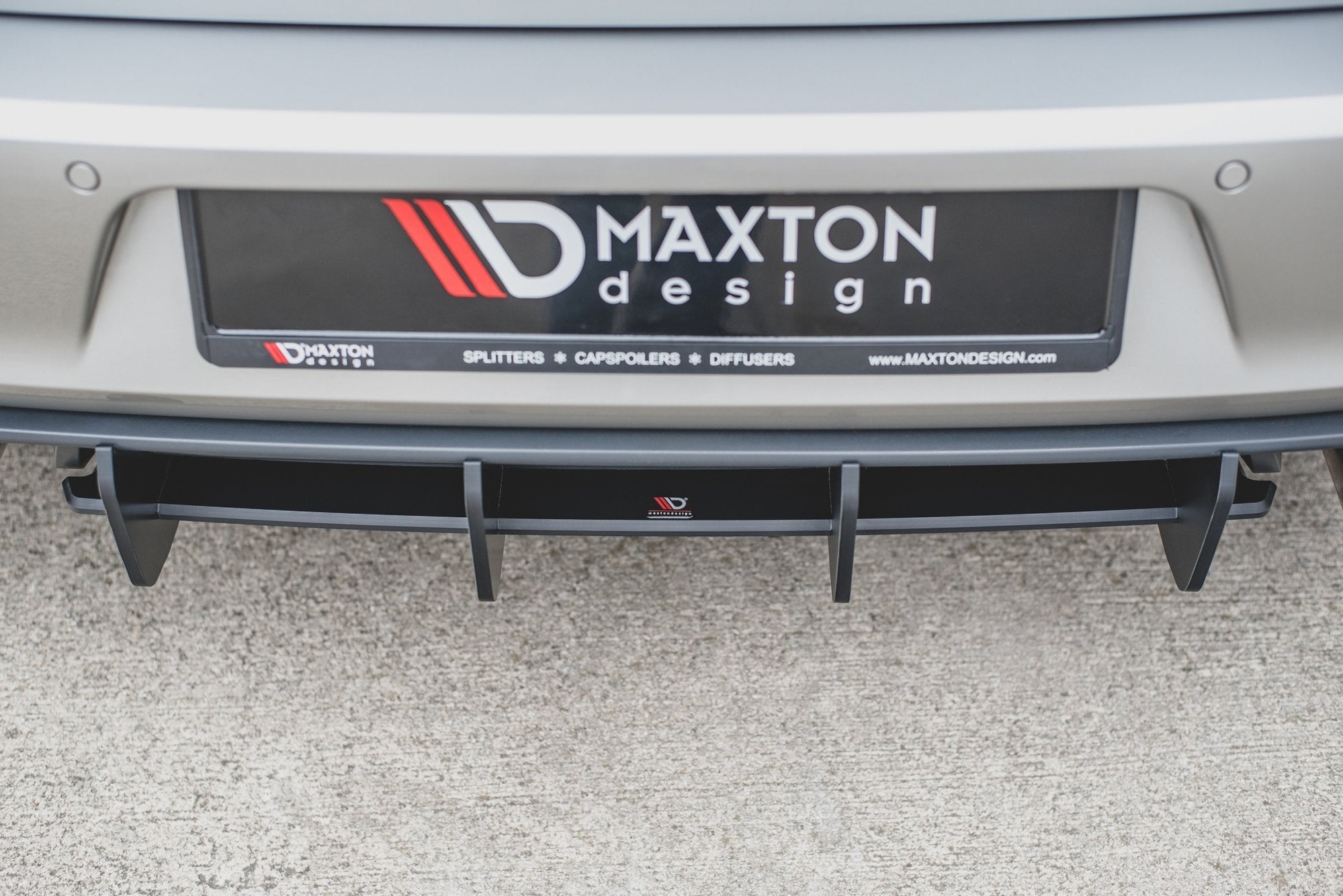 Maxton Design Street Pro Rear Diffuser V.1 para Volkswagen Golf Mk7 GTI - imagen 5