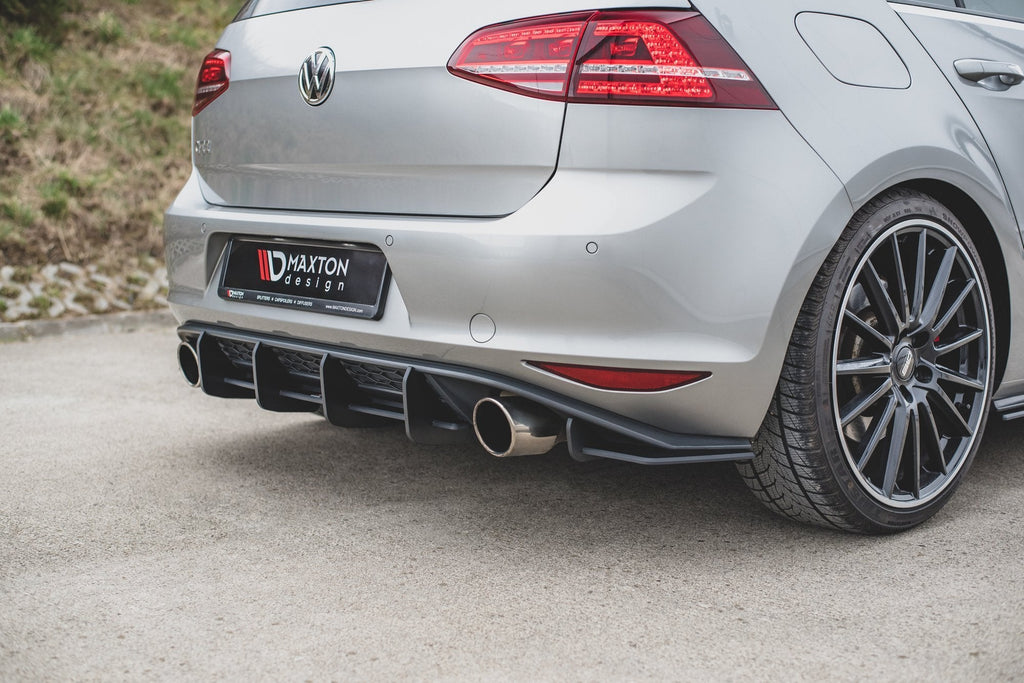 Maxton Design Street Pro Rear Diffuser V.1 para Volkswagen Golf Mk7 GTI - imagen 2