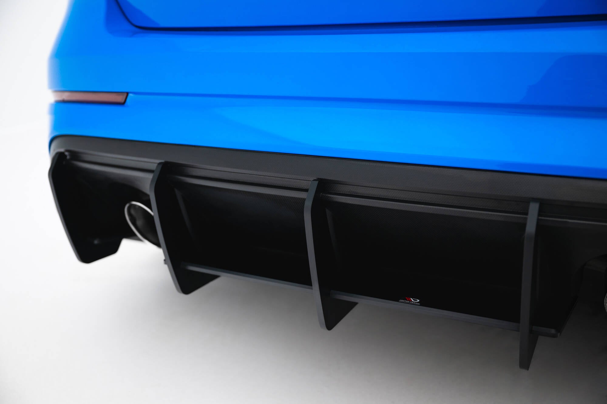 Maxton Design Street Pro Rear Diffuser V.2 para Ford Focus RS Mk3 (US-Spec Version) - imagen 3