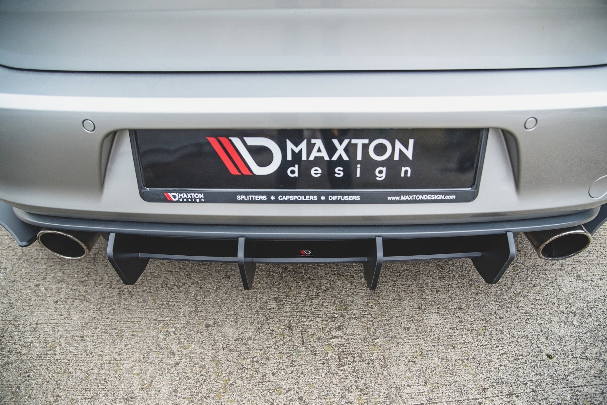 Maxton Design Street Pro Rear Diffuser V.2 para Volkswagen Golf Mk7 GTI - imagen 5