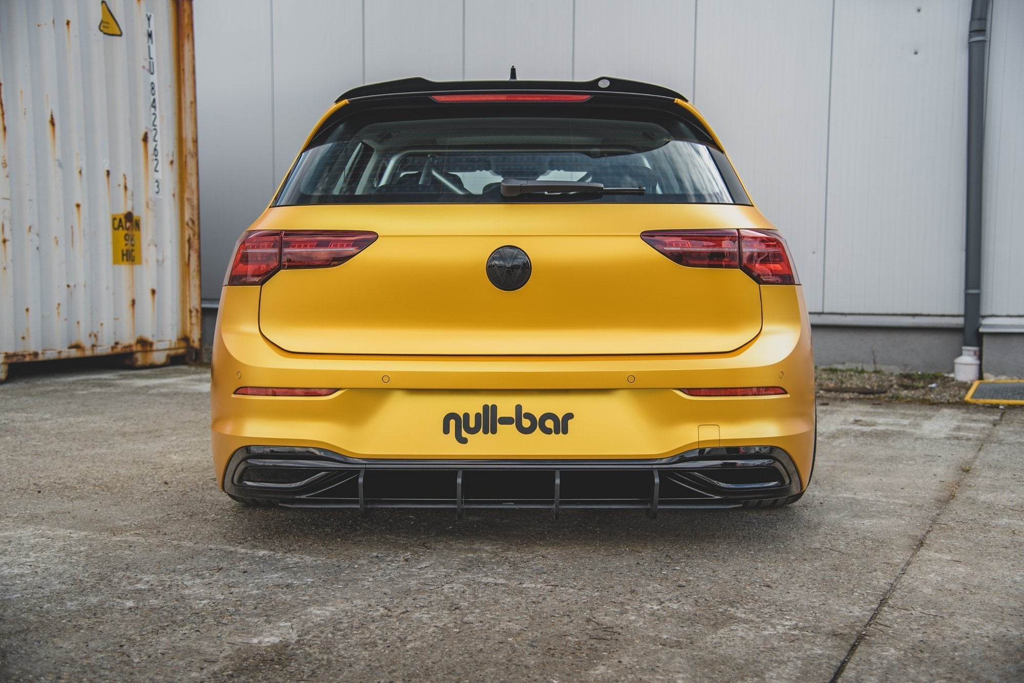 Maxton Design Street Pro Rear Diffuser V.2 para Volkswagen Golf Mk8 - imagen 1