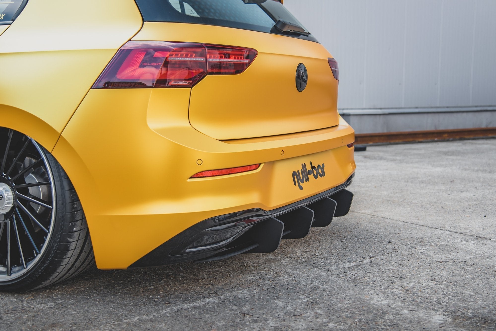 Maxton Design Street Pro Rear Diffuser V.2 para Volkswagen Golf Mk8 - imagen 5