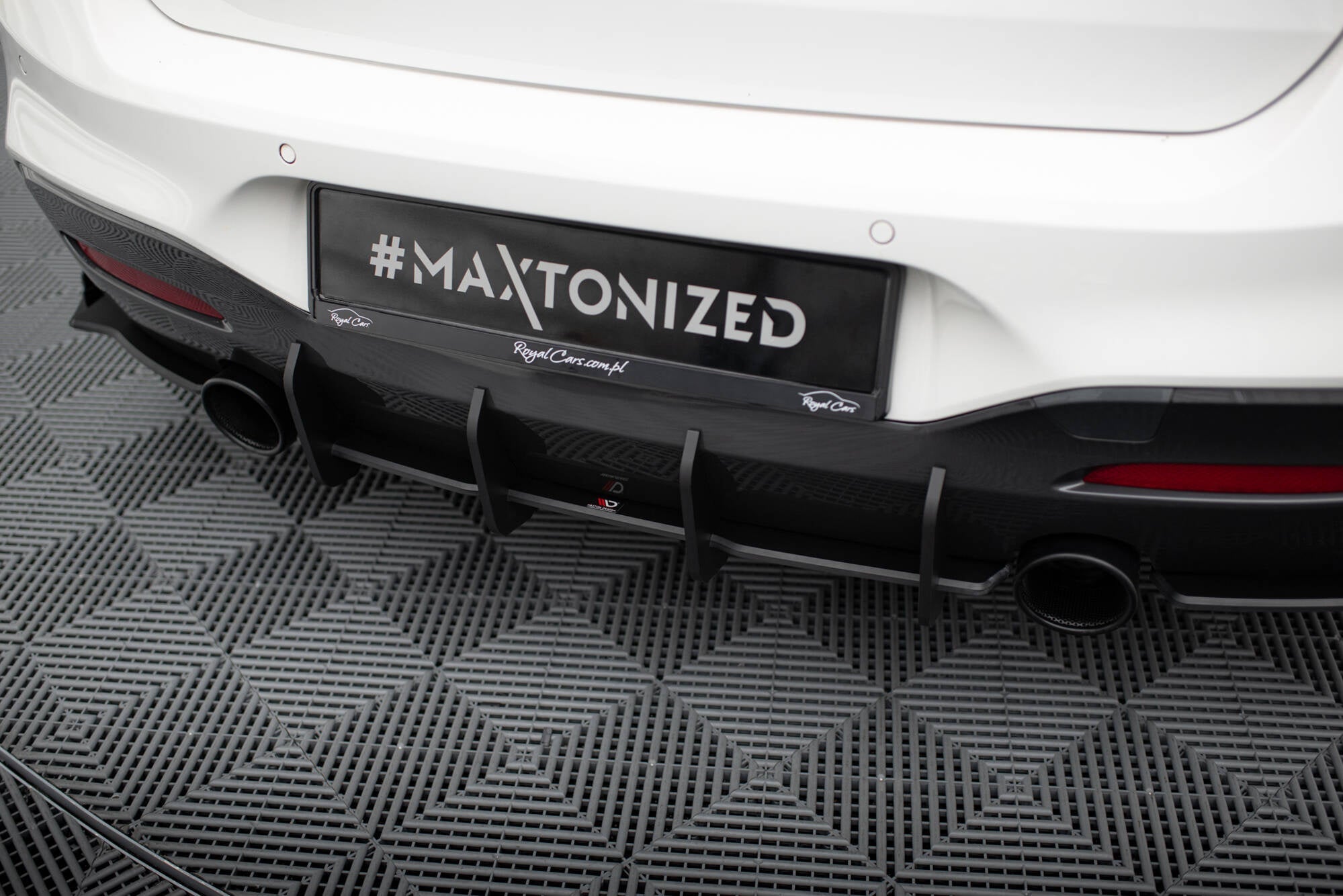 Maxton Design Street Pro Rear Diffuser V.3 para BMW M140i - imagen 2