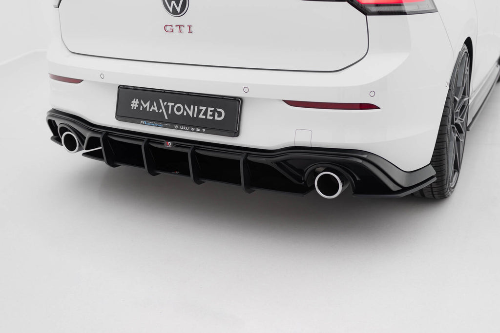 Maxton Design Street Pro Rear Diffuser V.3 para Volkswagen Golf GTI Mk8 - imagen 1