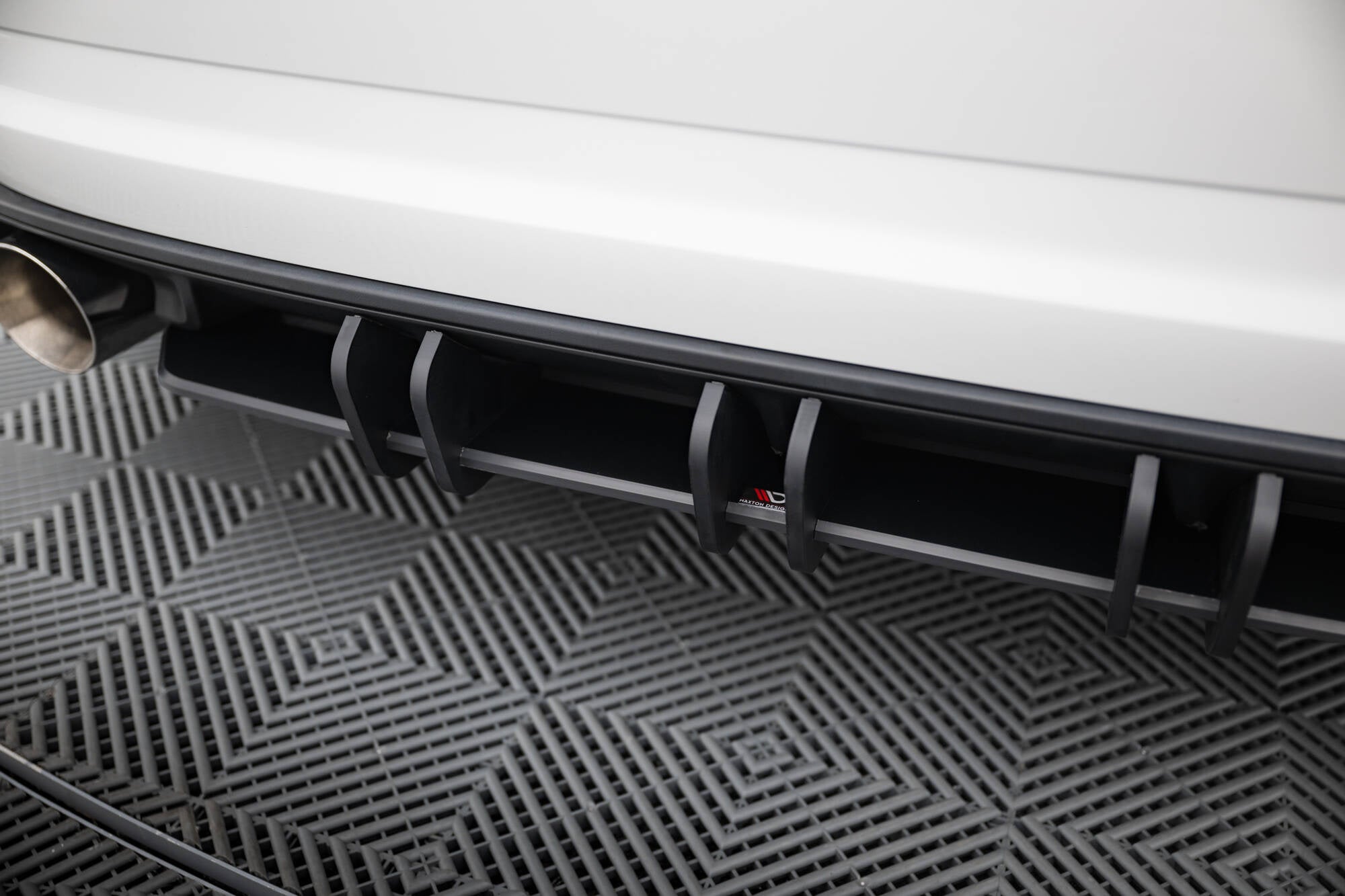 Maxton Design Street Pro Rear Diffuser para Volkswagen Jetta GLI Mk7 - imagen 4