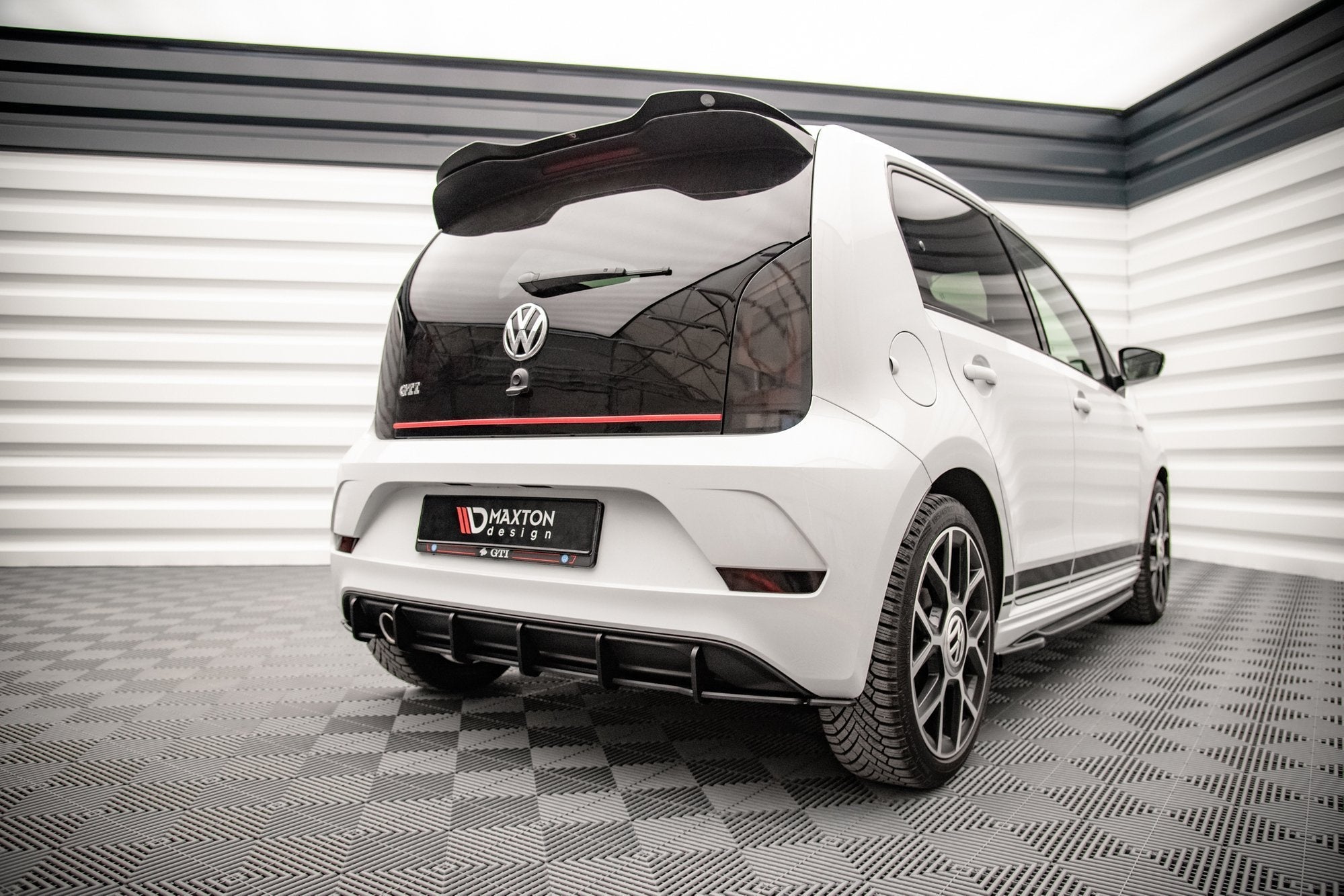 Maxton Design Street Pro Rear Diffuser para Volkswagen Up GTI - imagen 2