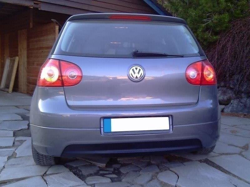 Maxton Design Difusor trasero para Volkswagen Golf Mk5 GTI Edition 30 (without Exhaust hole, for standard exhaust) - imagen 1